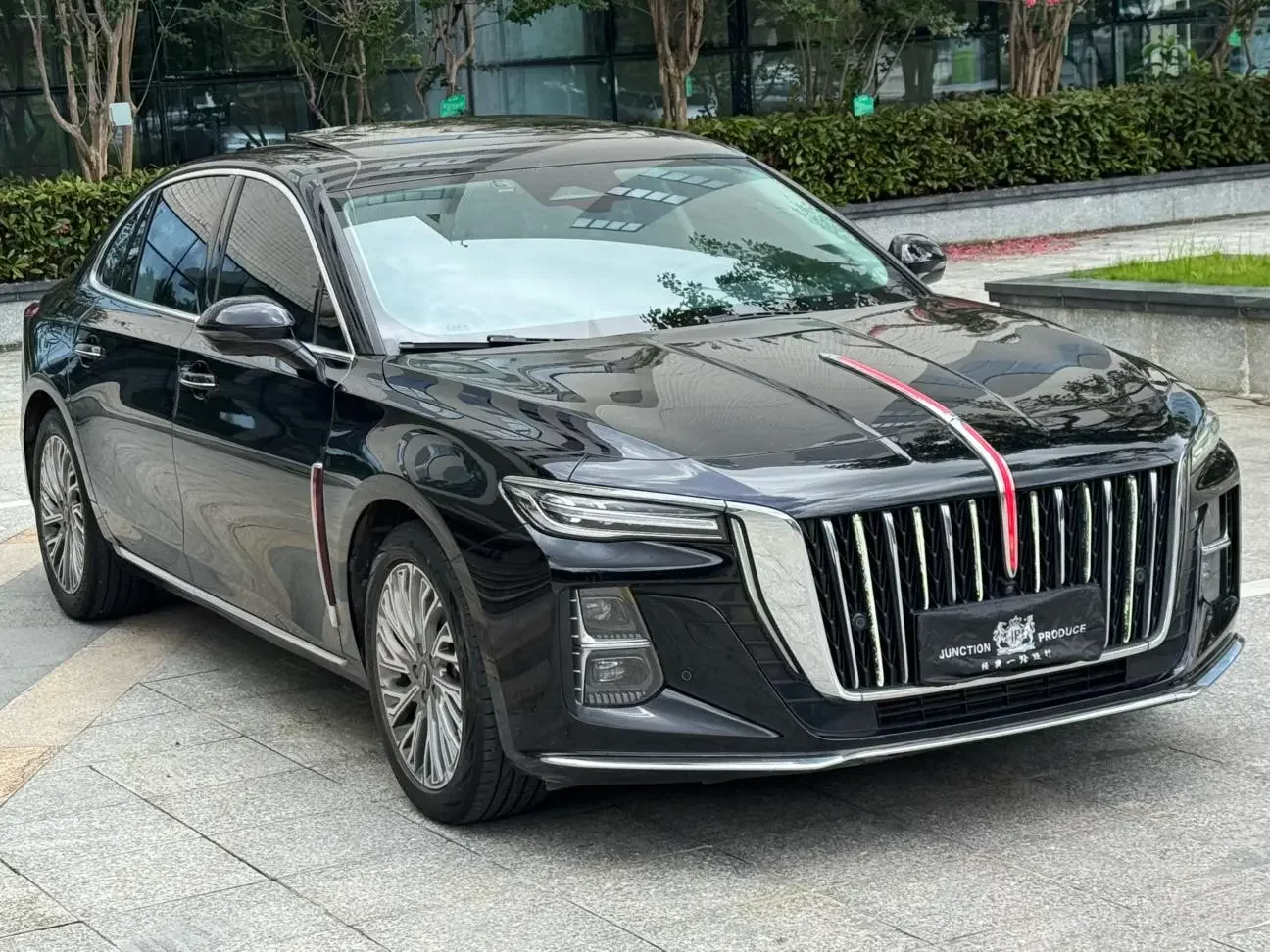 Hongqi H5