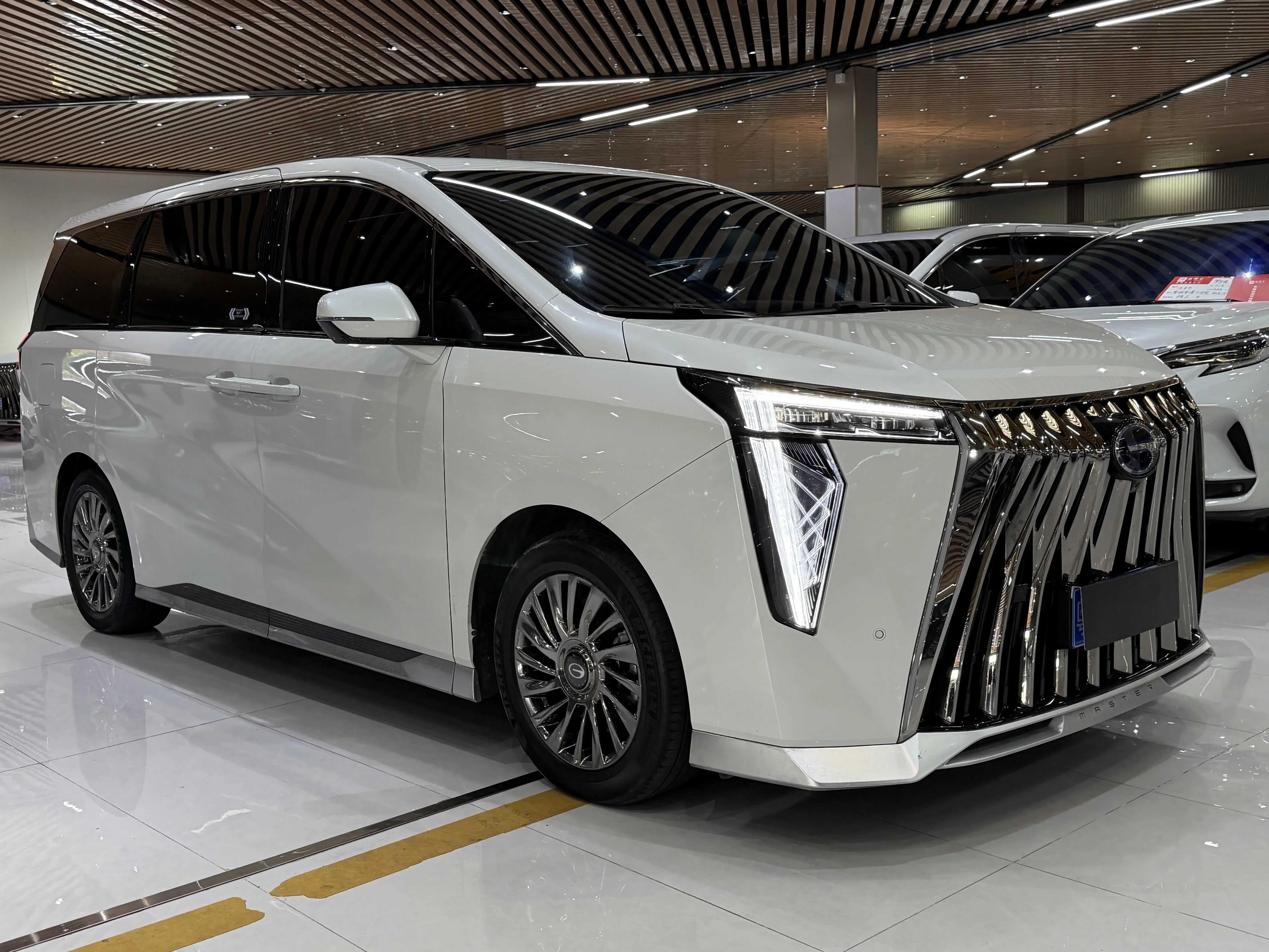 GAC Trumpchi M8