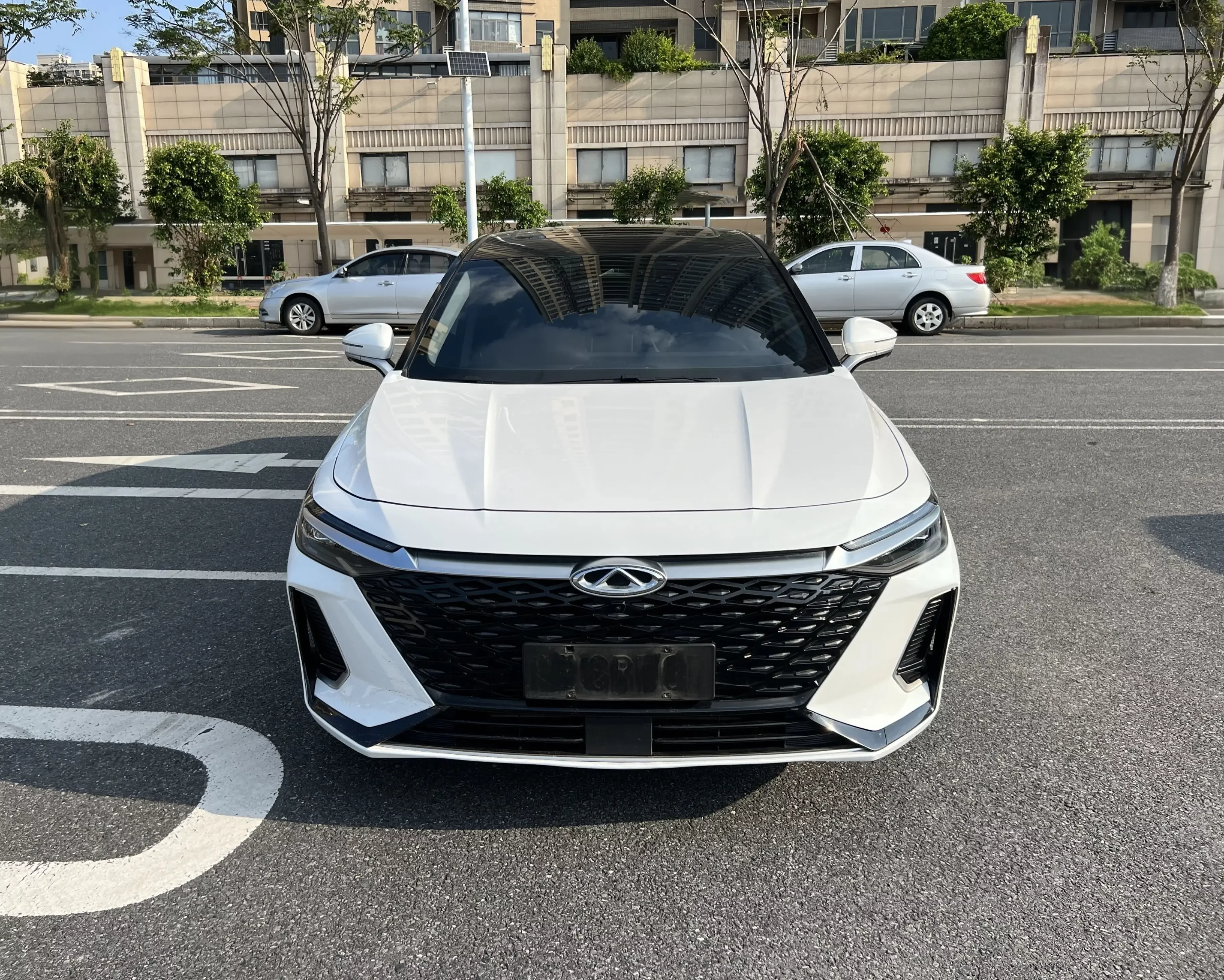 Chery Arrizo 8
