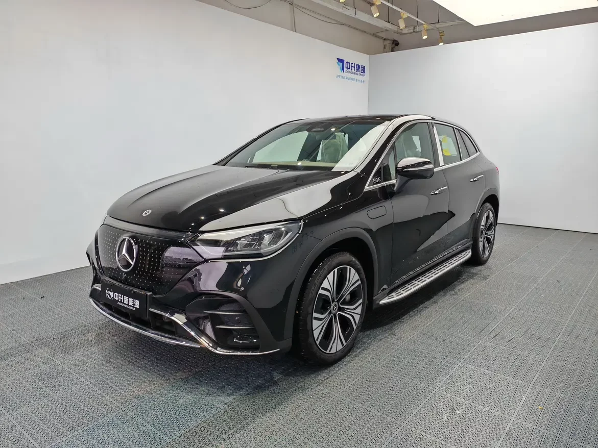 Mercedes-Benz EQE SUV