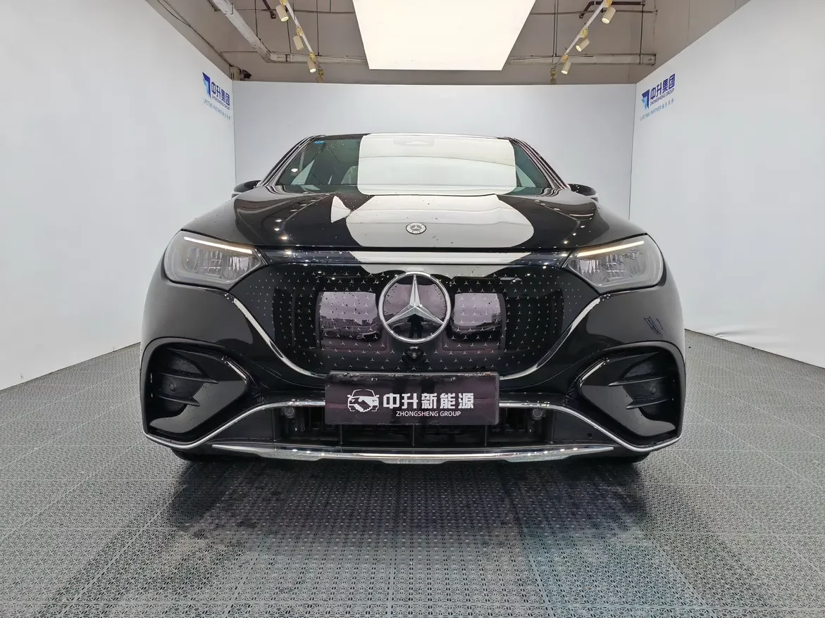 Mercedes-Benz EQE SUV