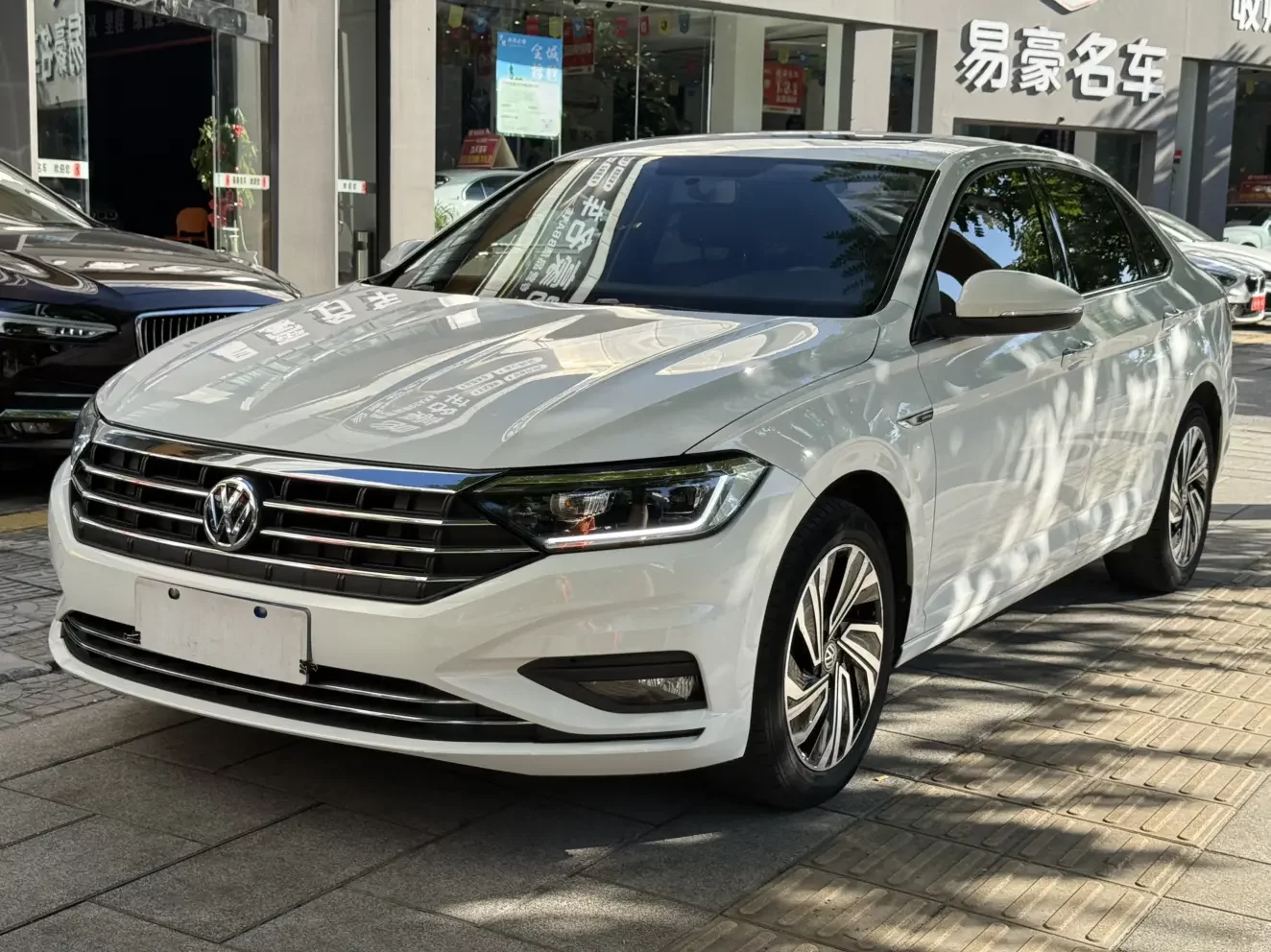 Volkswagen Sagitar