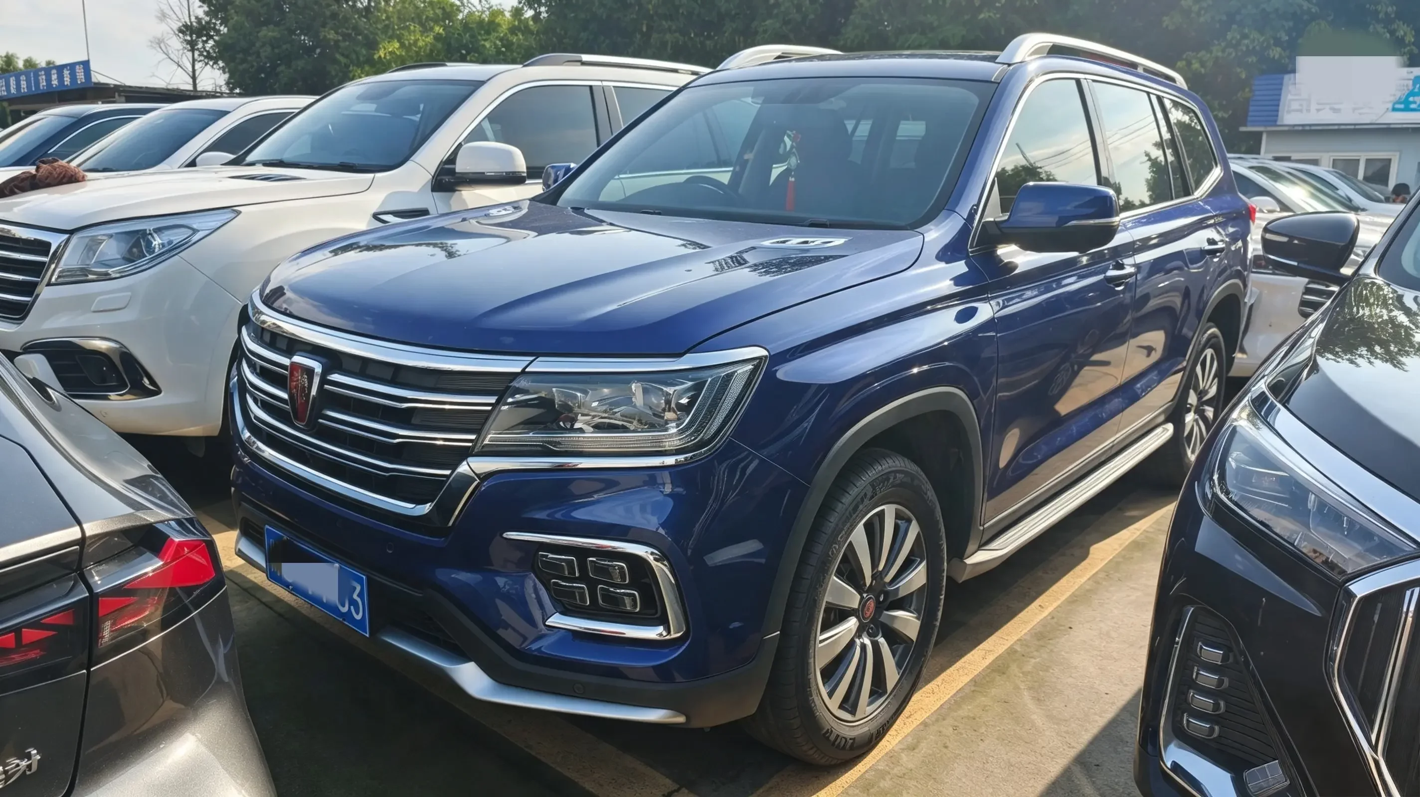 Roewe RX8