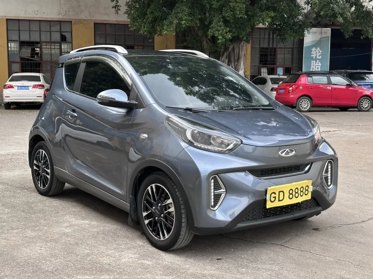 Chery QQ eQ1 (little ant)