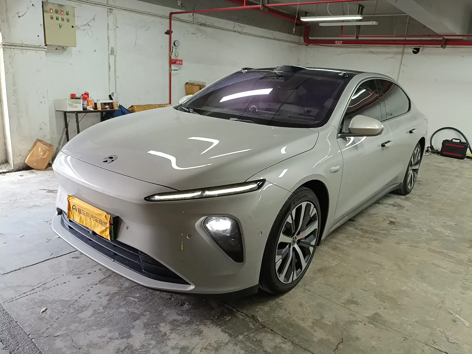 NIO ET7