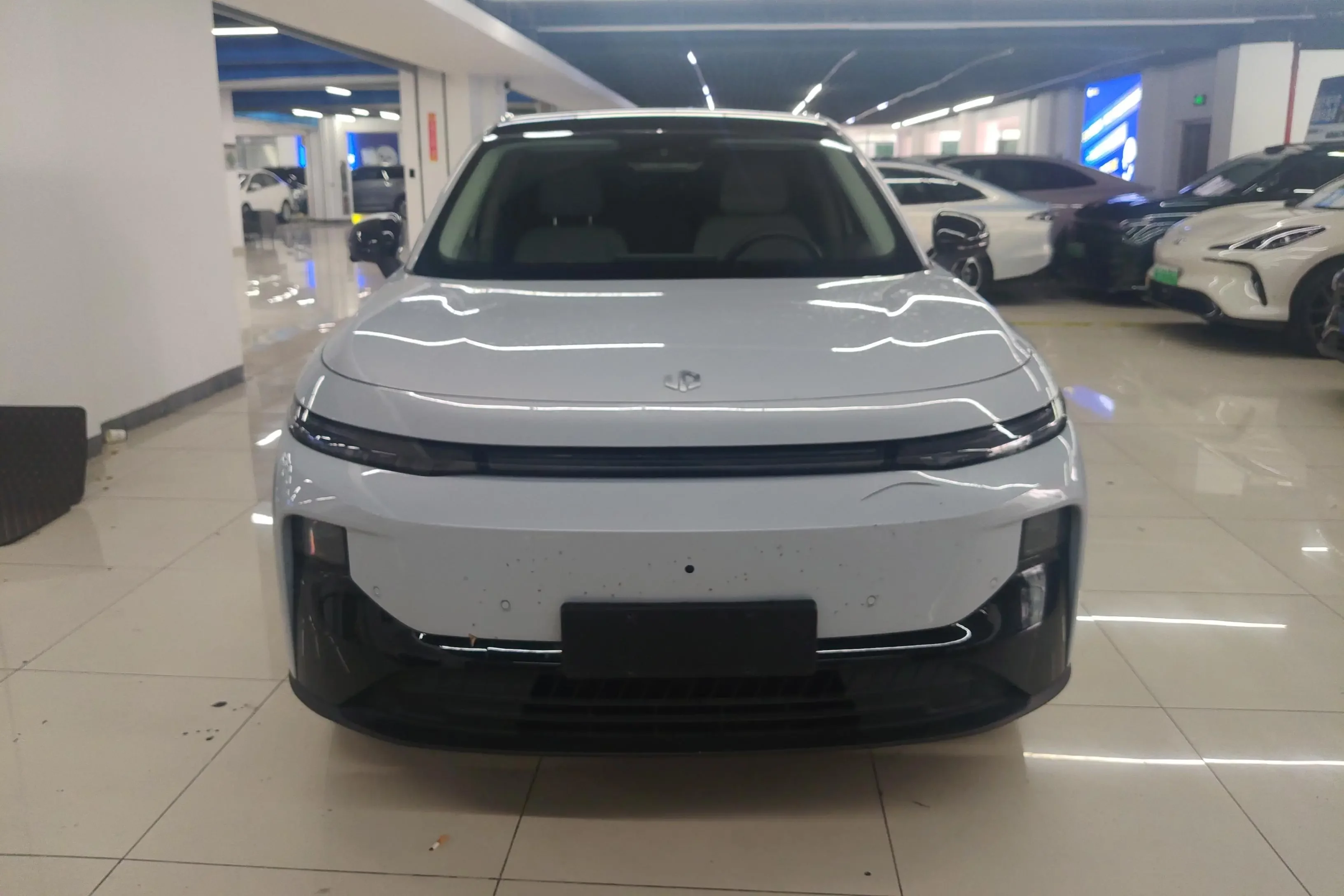 Leapmotor B10