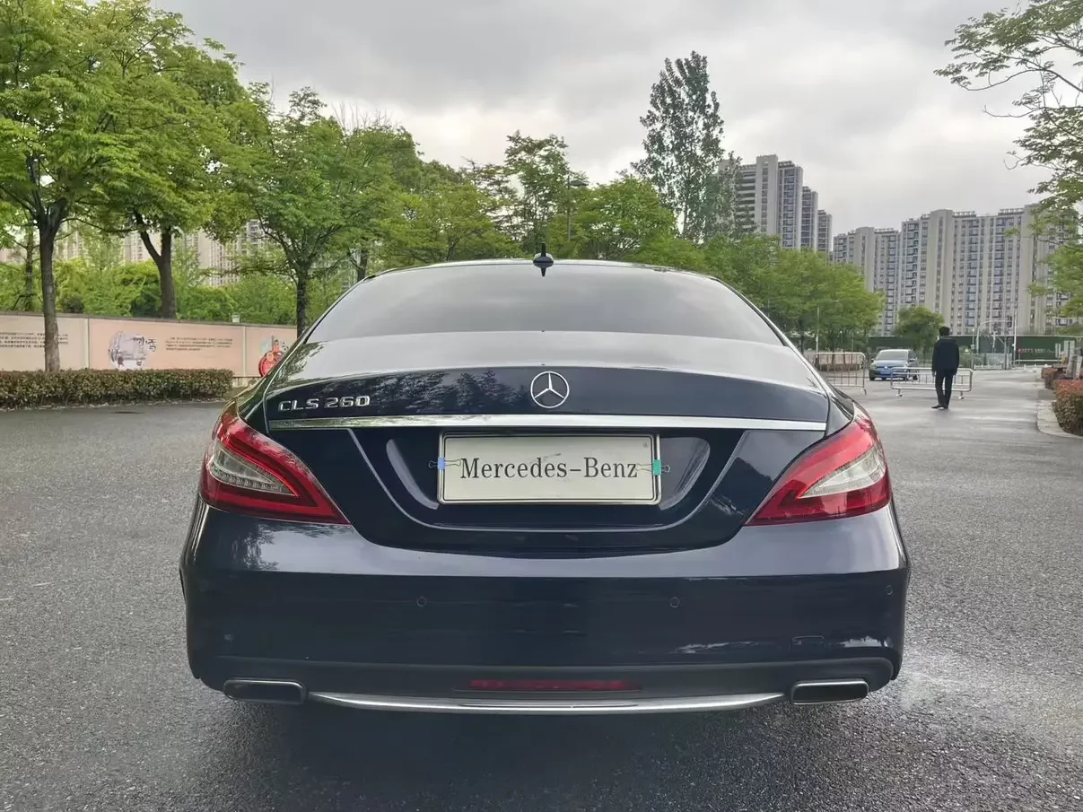 Mercedes-Benz CLS