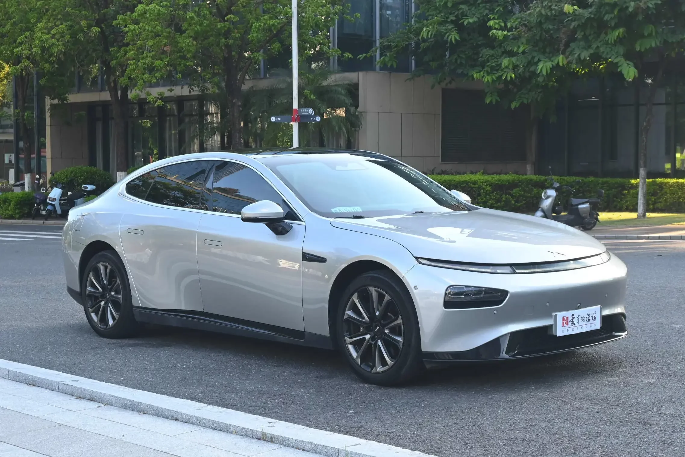 Xpeng P7
