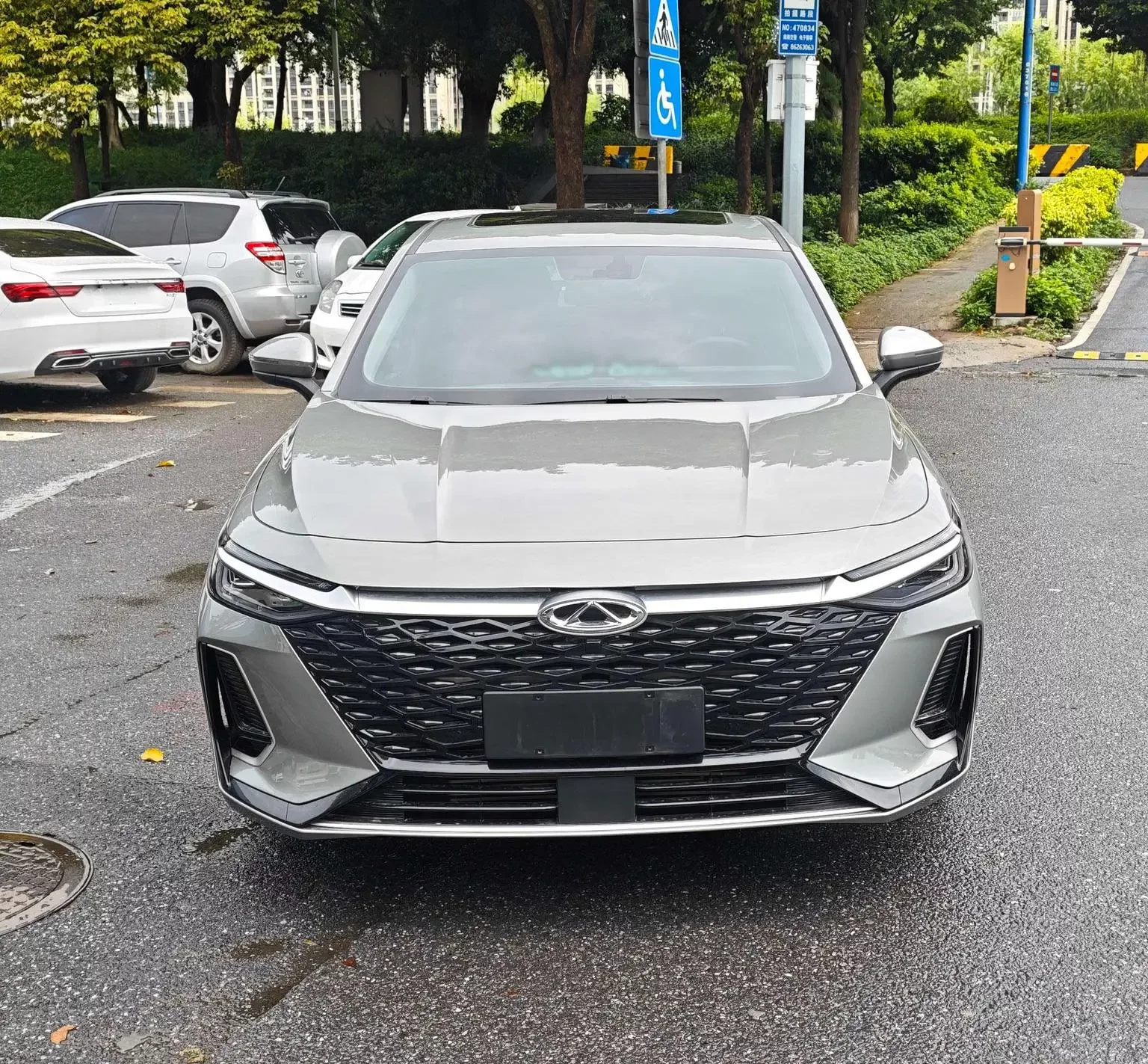 Chery Arrizo 8