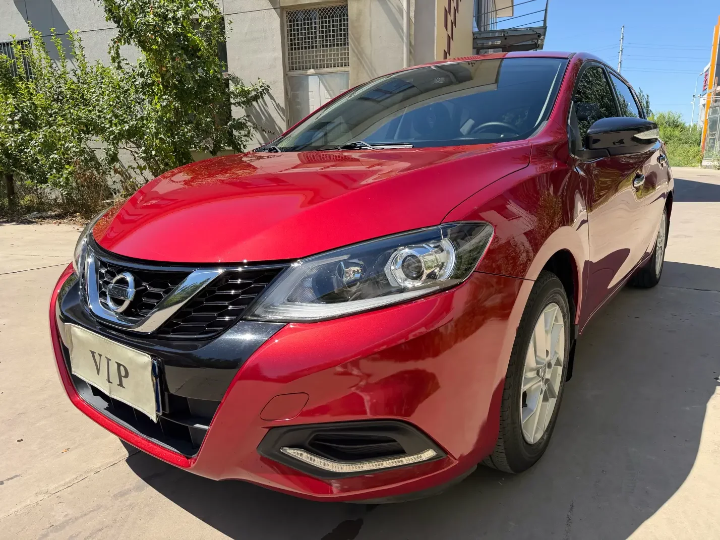 Nissan Tiida