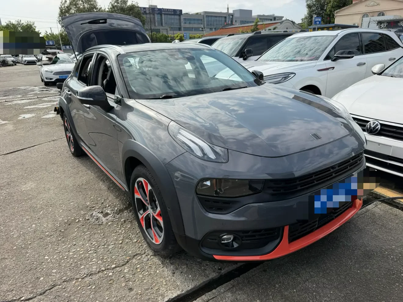 Lynk & Co 02