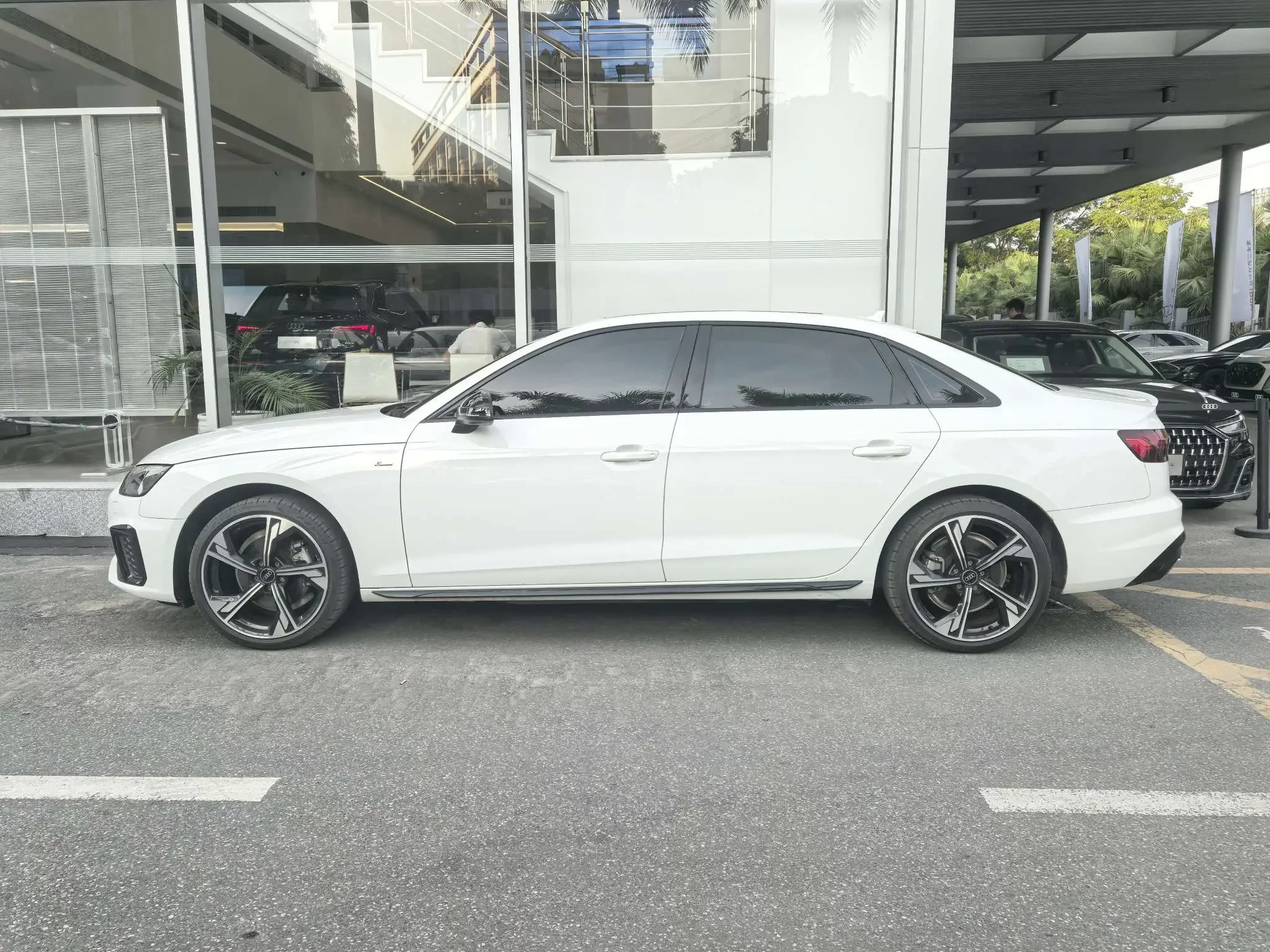 Audi A4L
