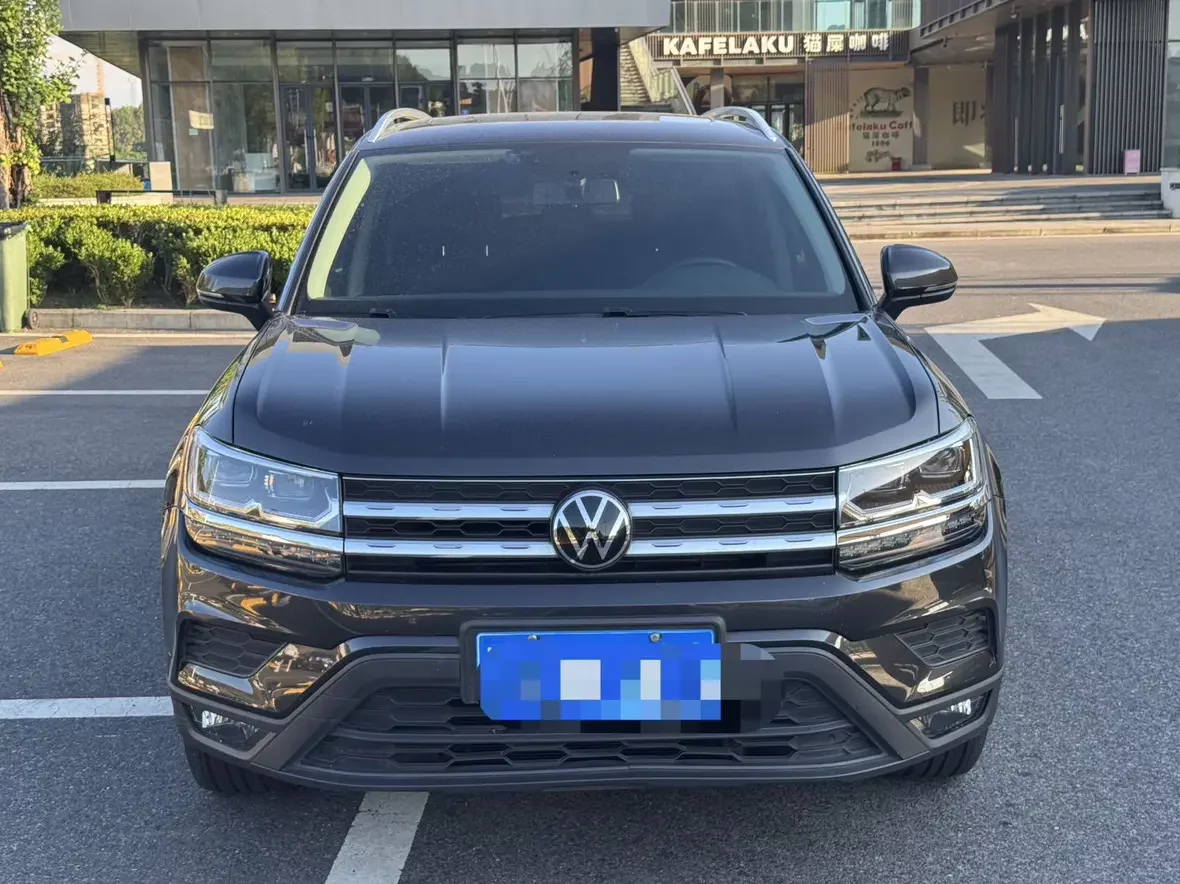 Volkswagen Tharu