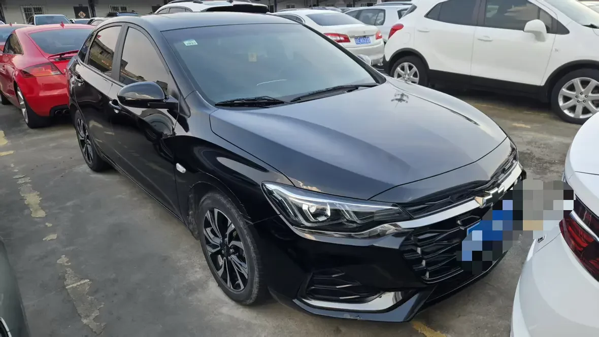 Chevrolet Monza (Cruze)