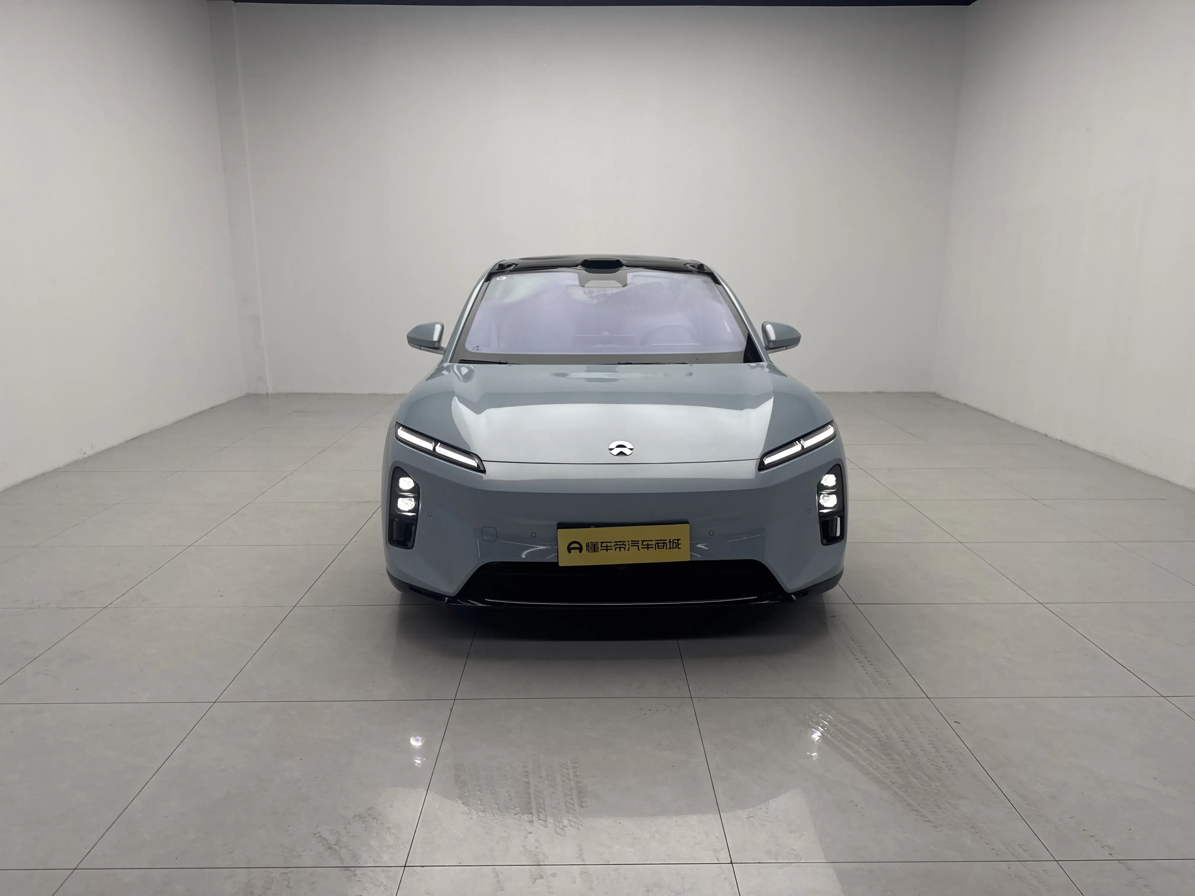 NIO ET5