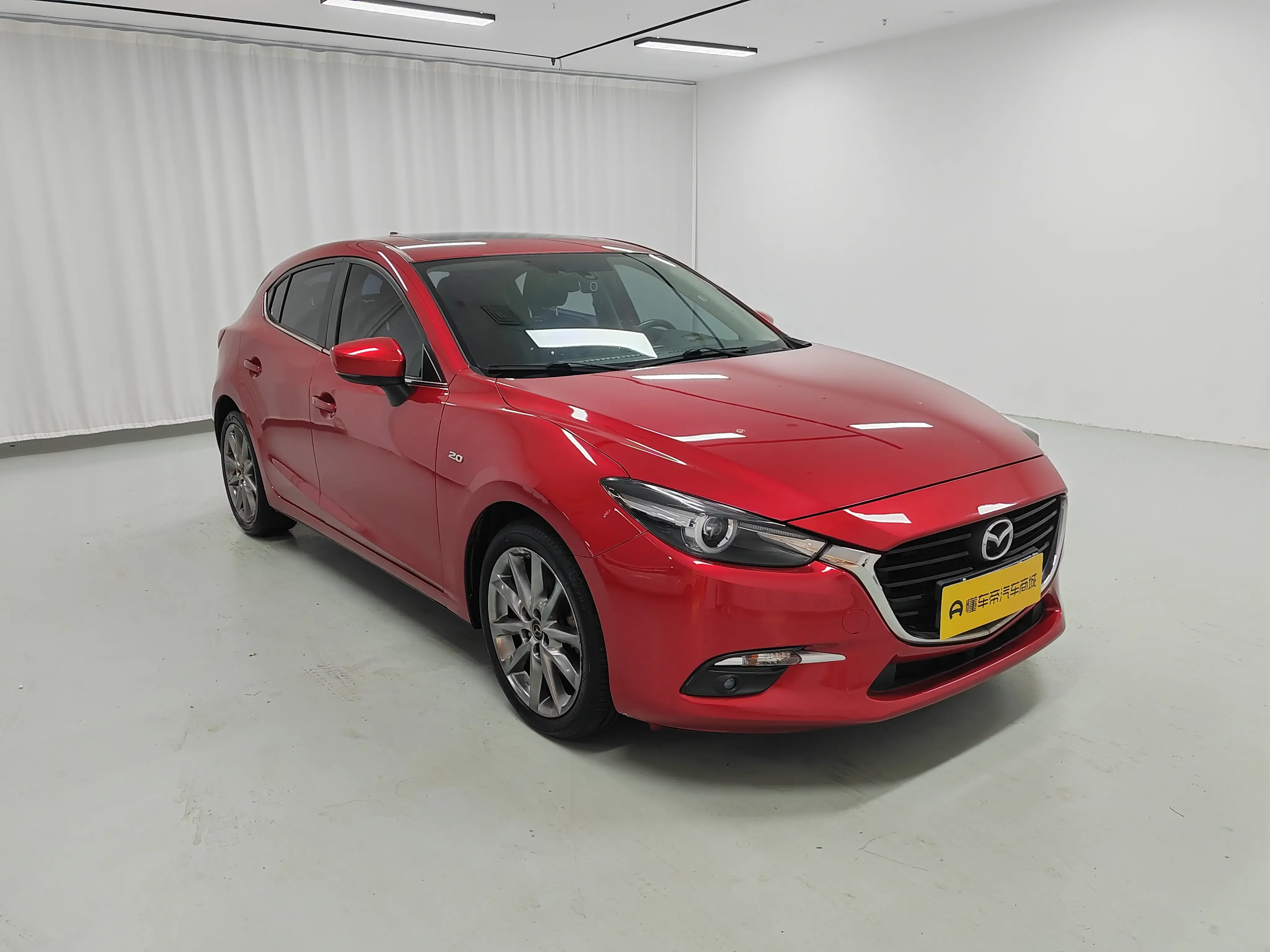 Mazda Axela (3)