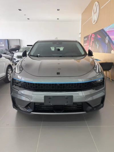 Lynk & Co 05