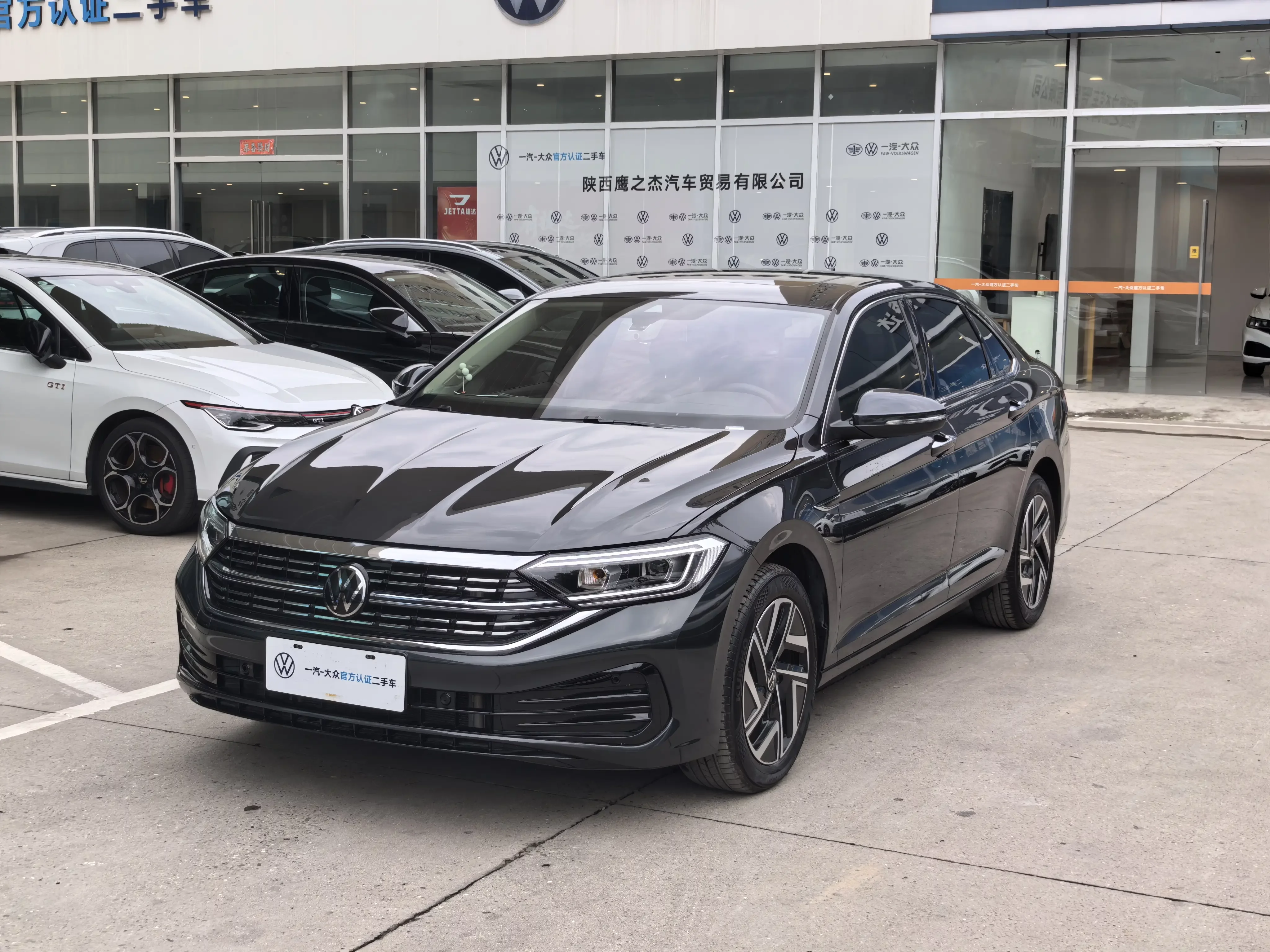 Volkswagen Sagitar