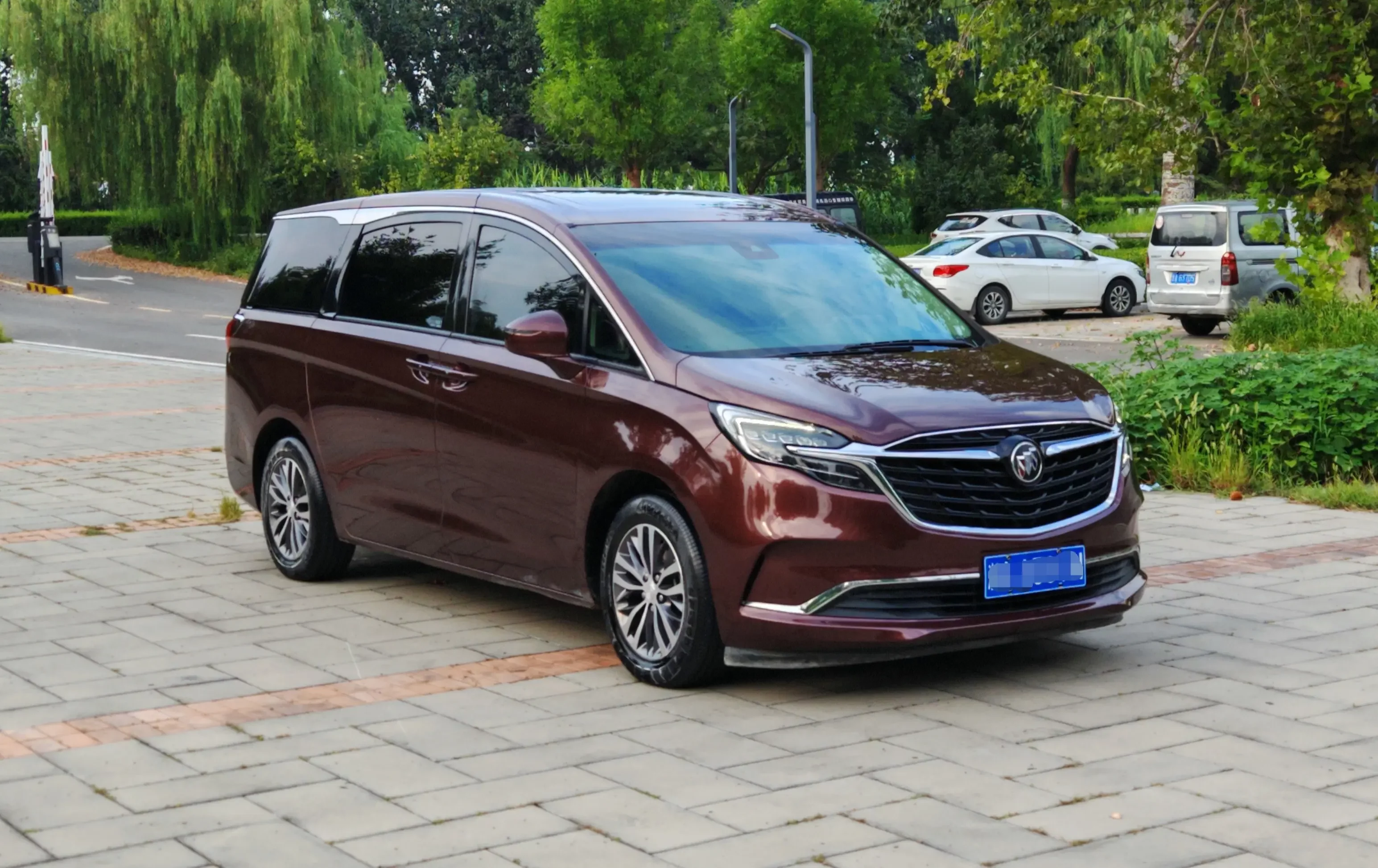 Buick GL8