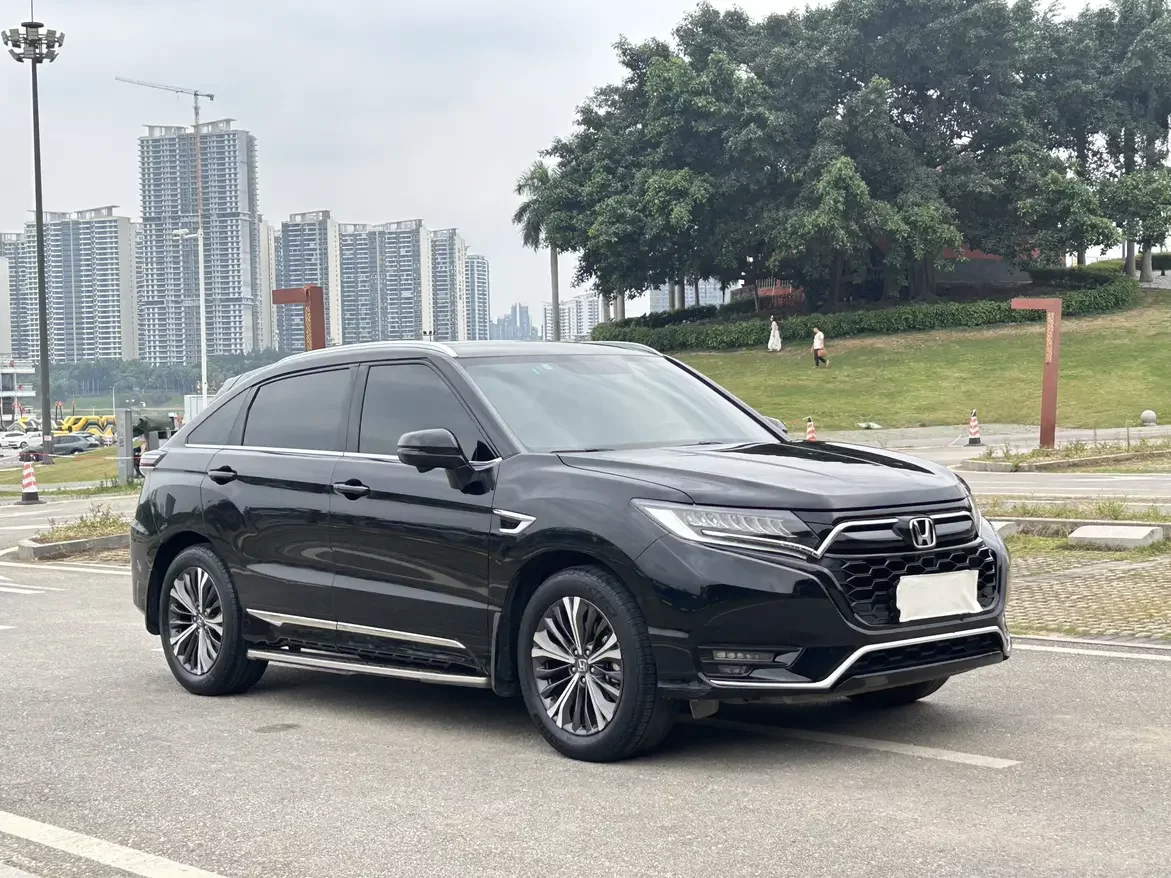 Honda UR-V