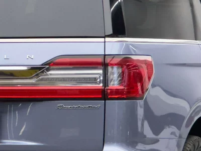 Lincoln Navigator