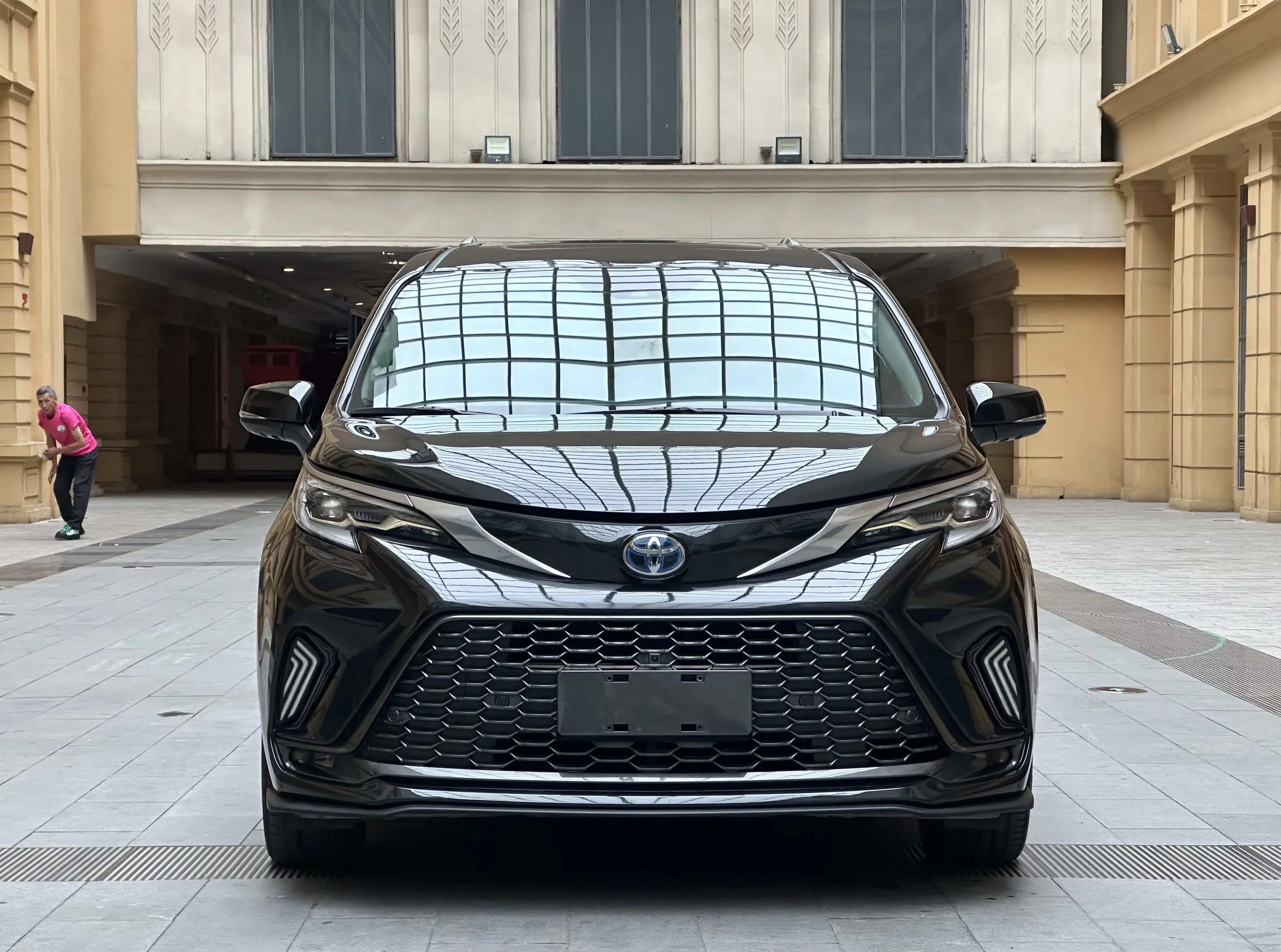 Toyota Granvia
