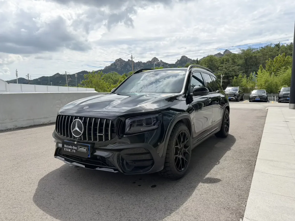 Mercedes-Benz GLB AMG