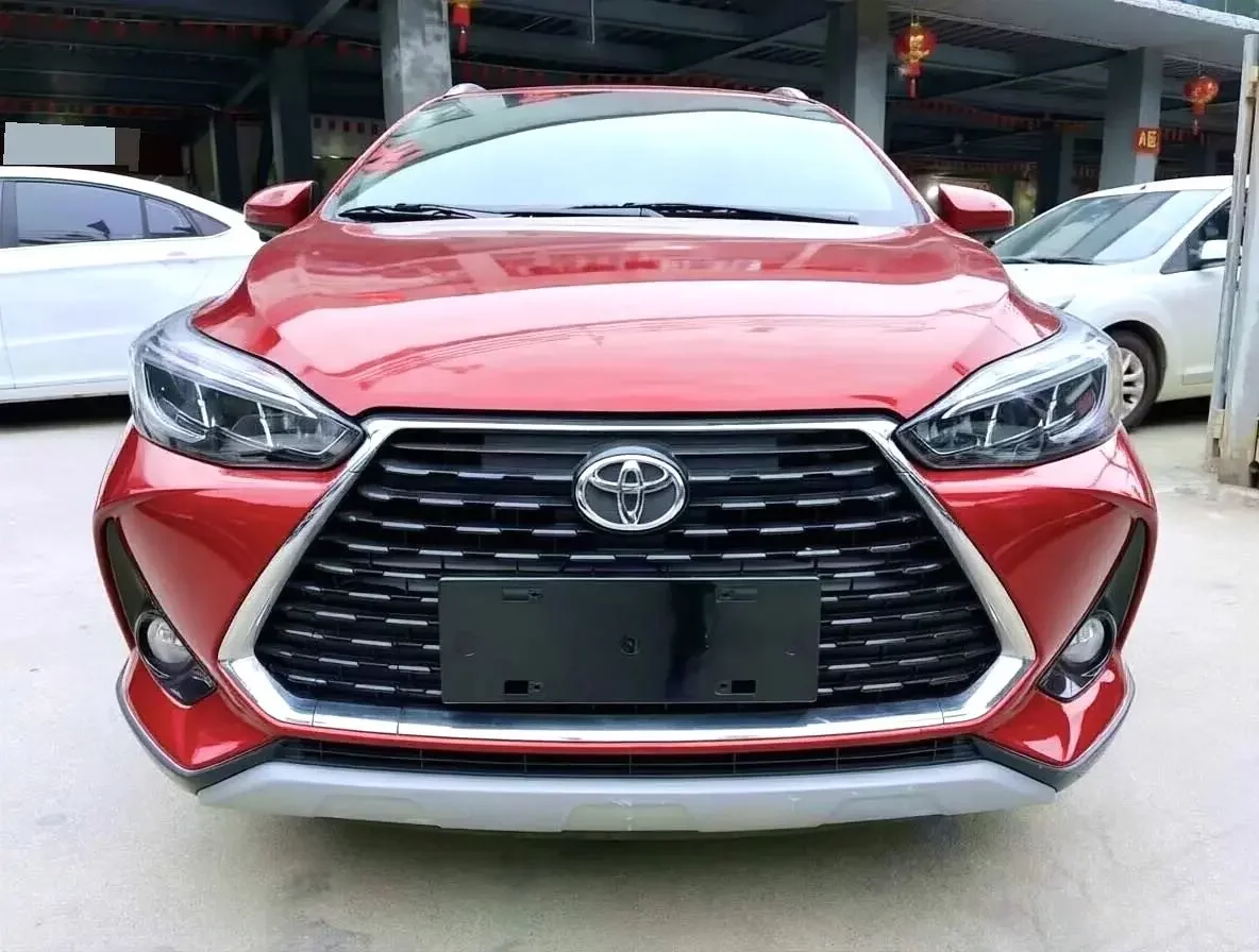 Toyota Yaris L