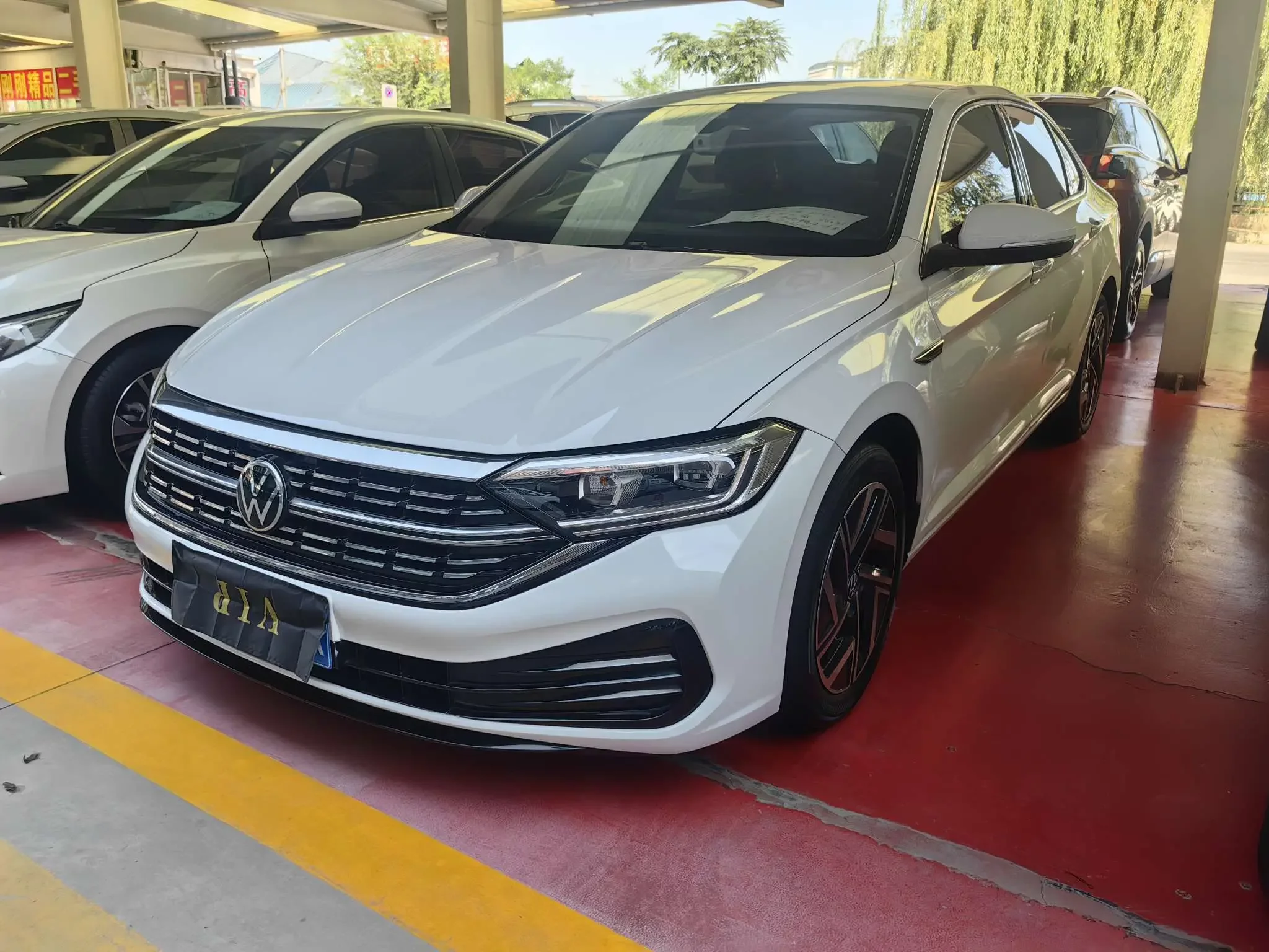Volkswagen Sagitar