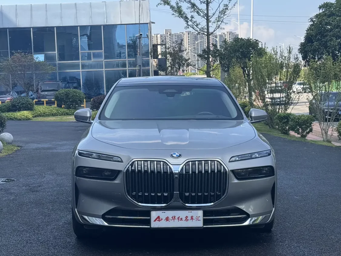 BMW 7 Series