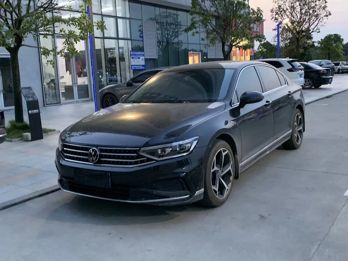 Volkswagen Magotan