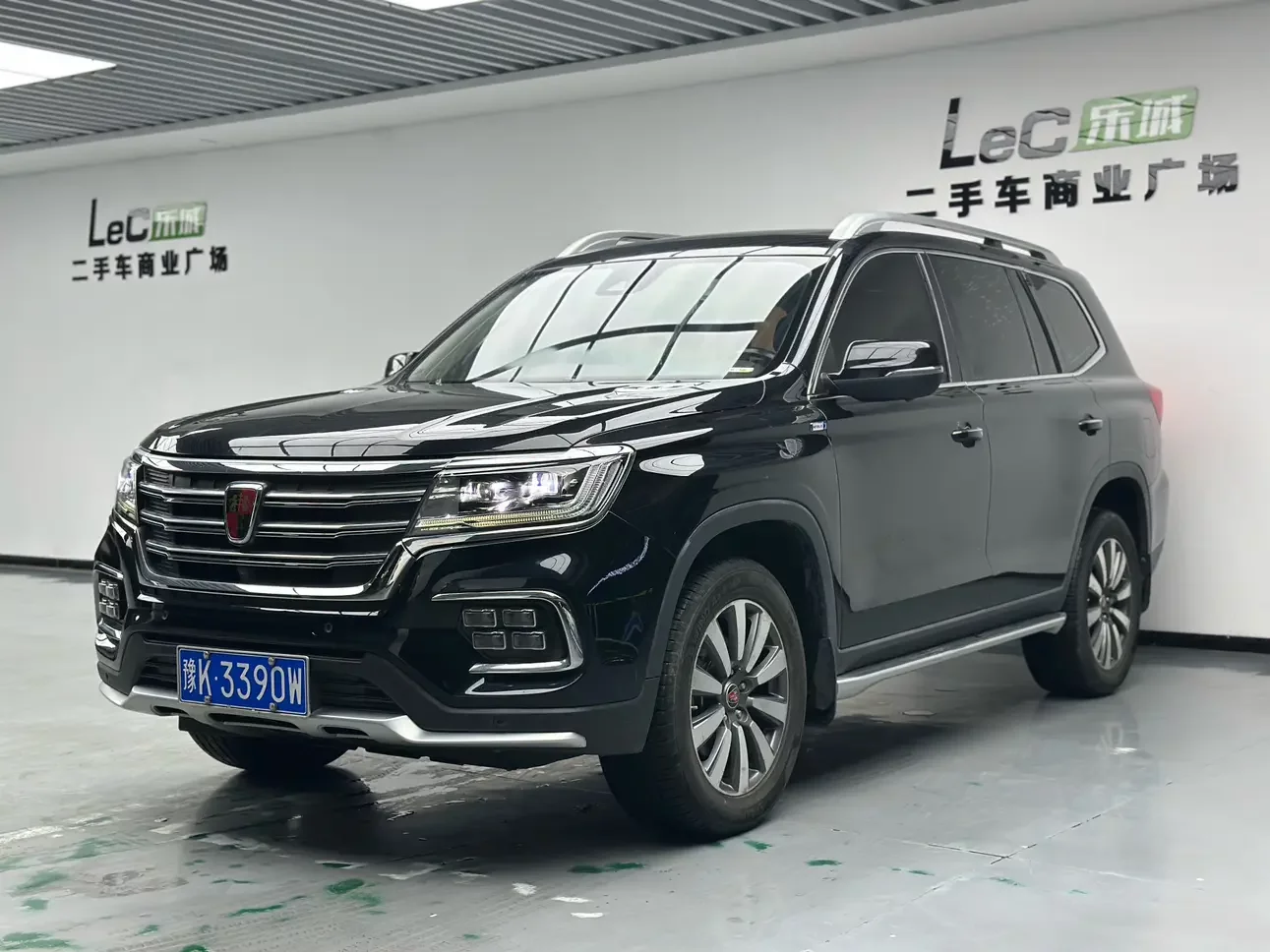 Roewe RX8