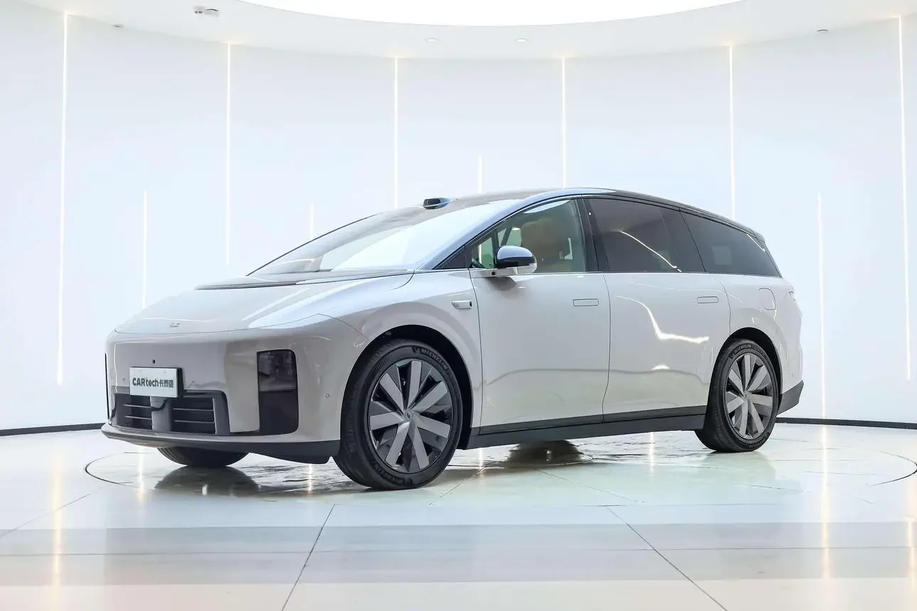 Li Ideal i8