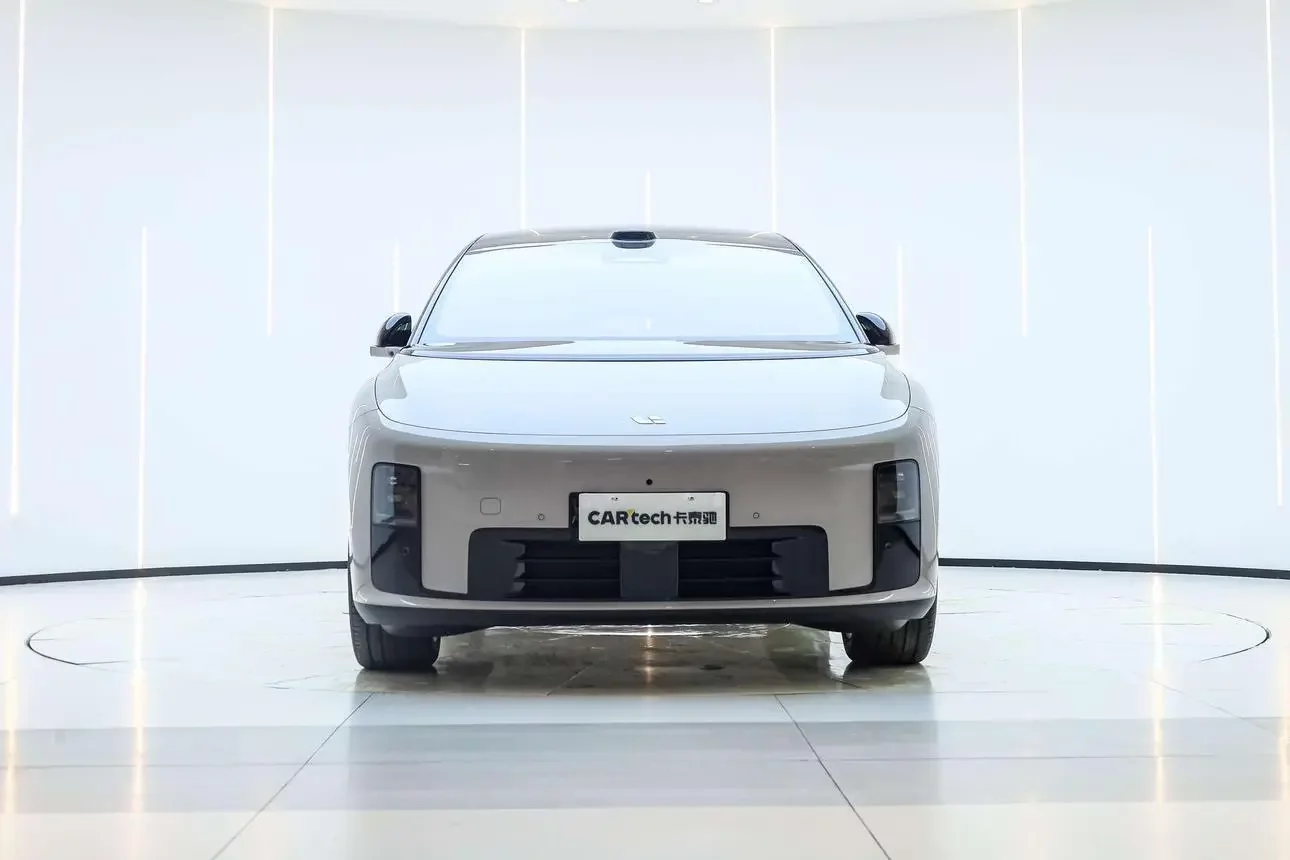 Li Ideal i8