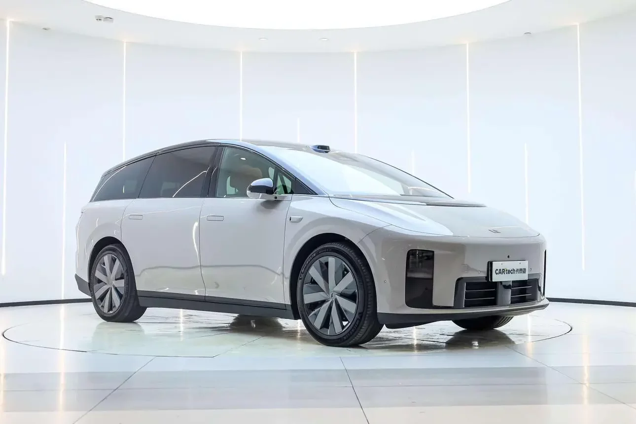 Li Ideal i8