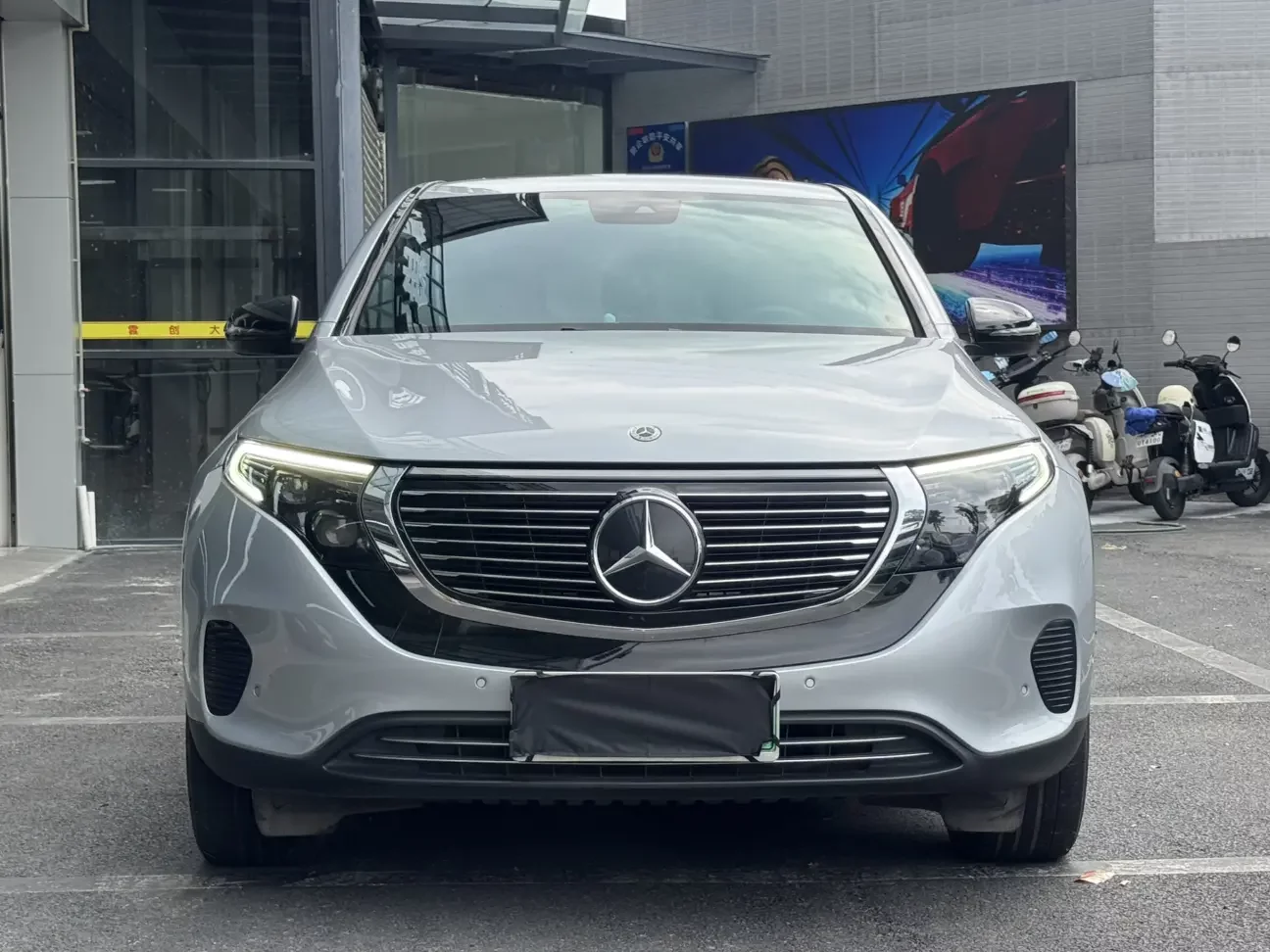 Mercedes-Benz EQC