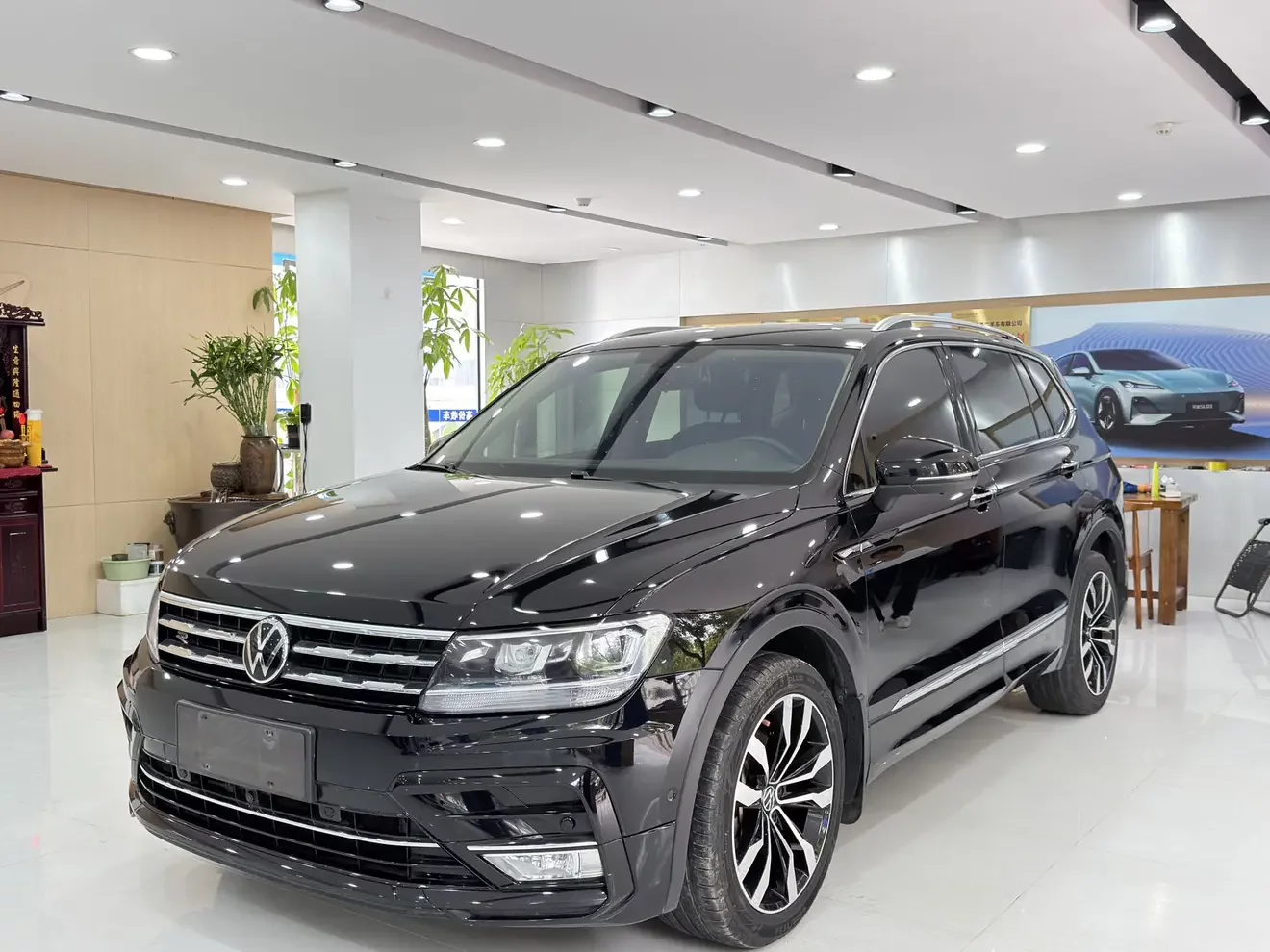 Volkswagen Tiguan L
