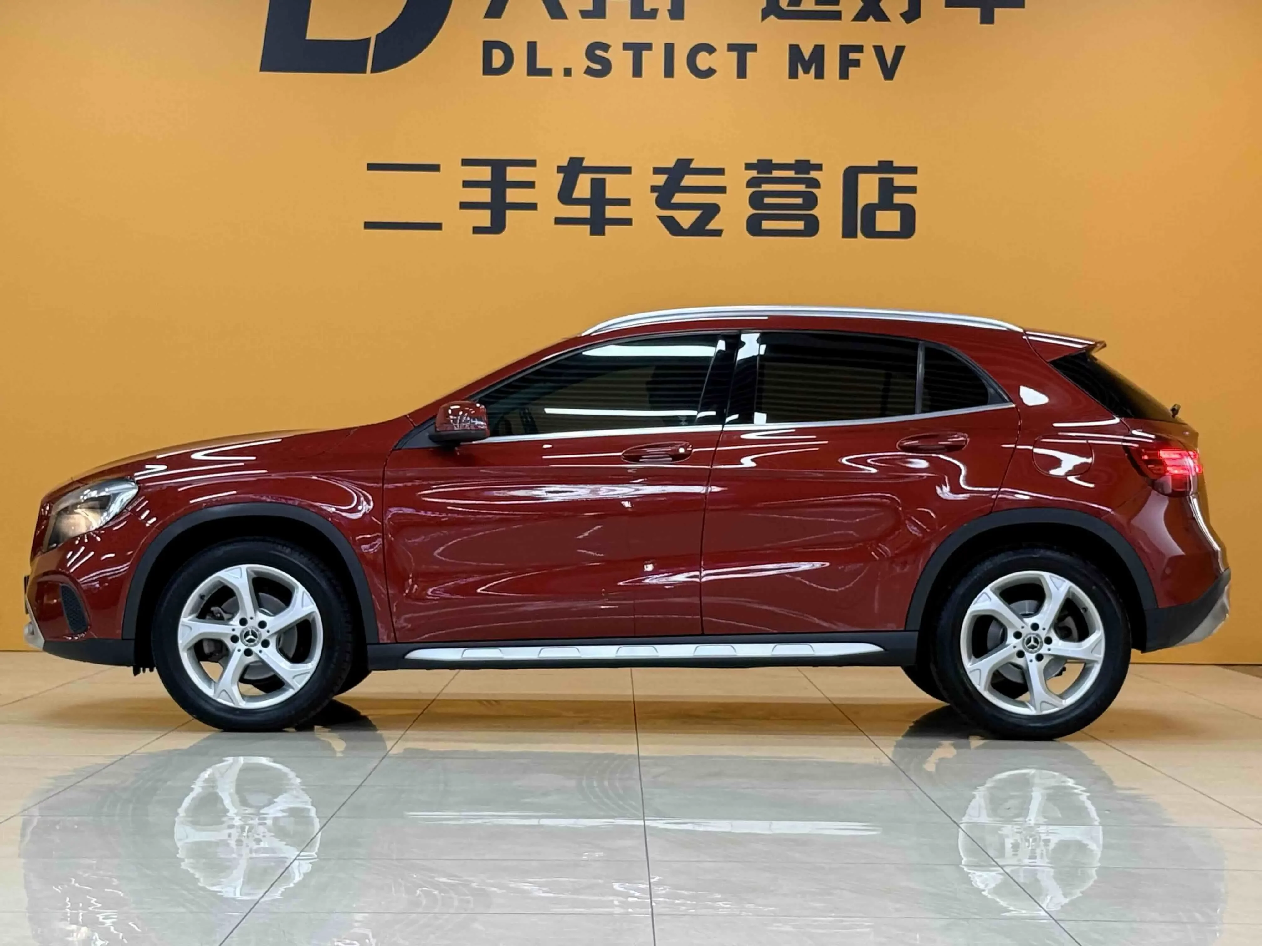Mercedes-Benz GLA