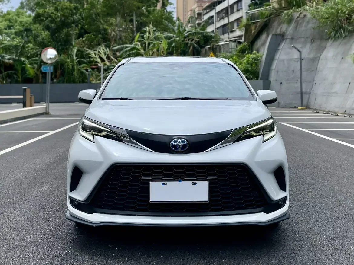 Toyota Granvia
