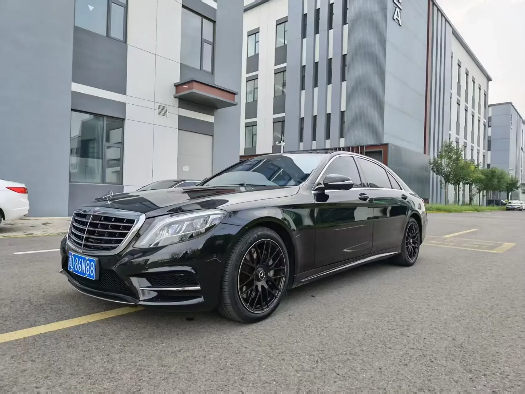 Mercedes-Benz S Class