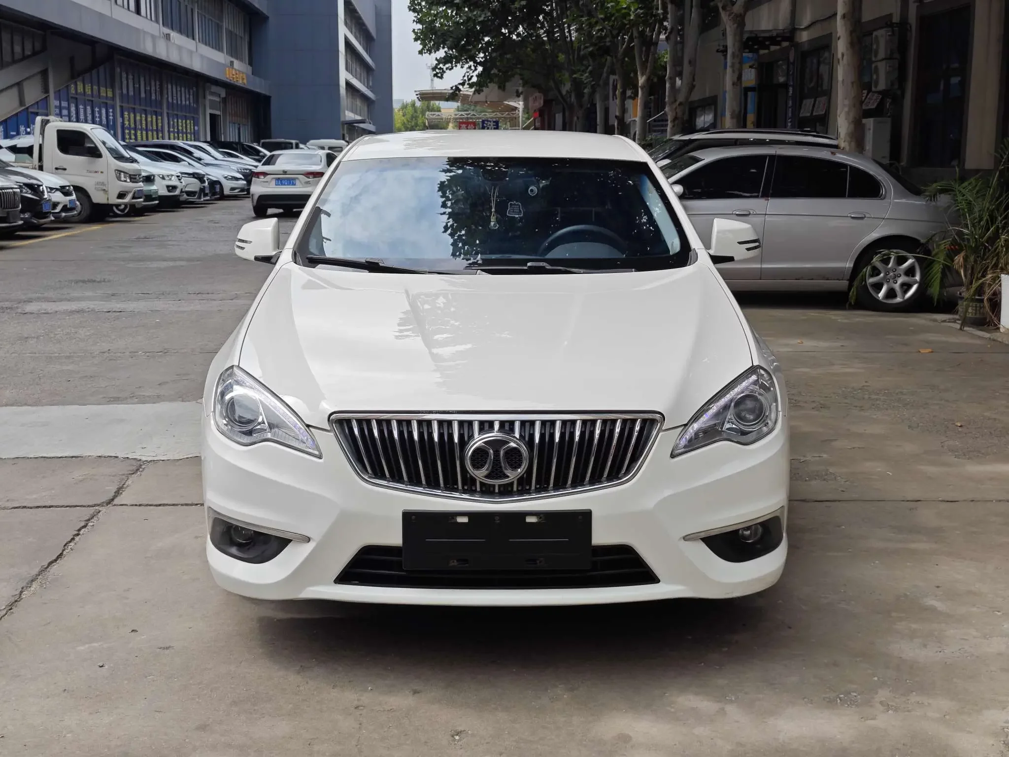 BAIC Saab D70