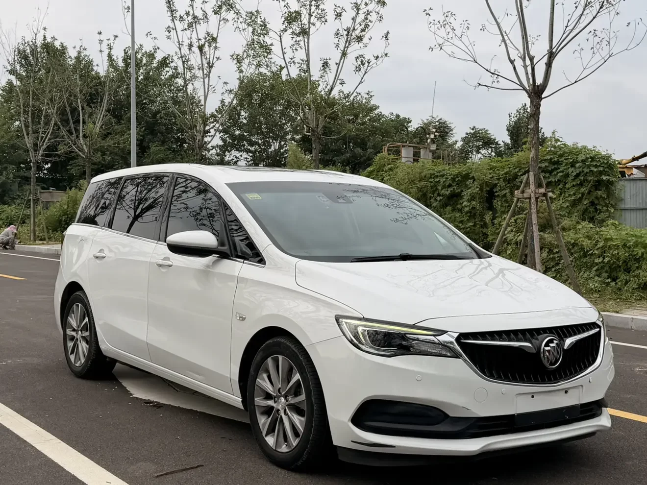 Buick GL6