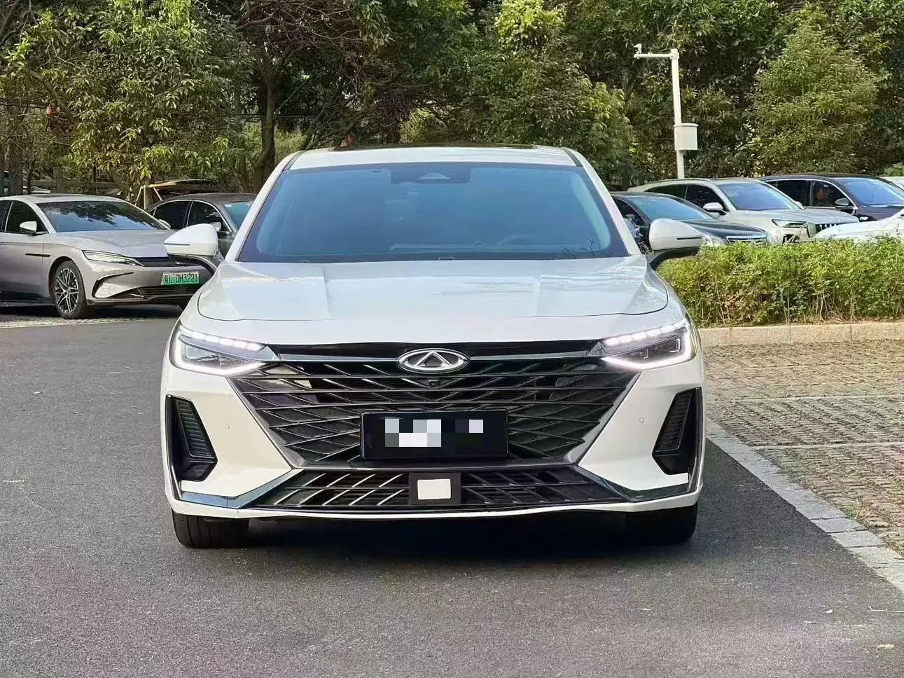Chery Arrizo 8