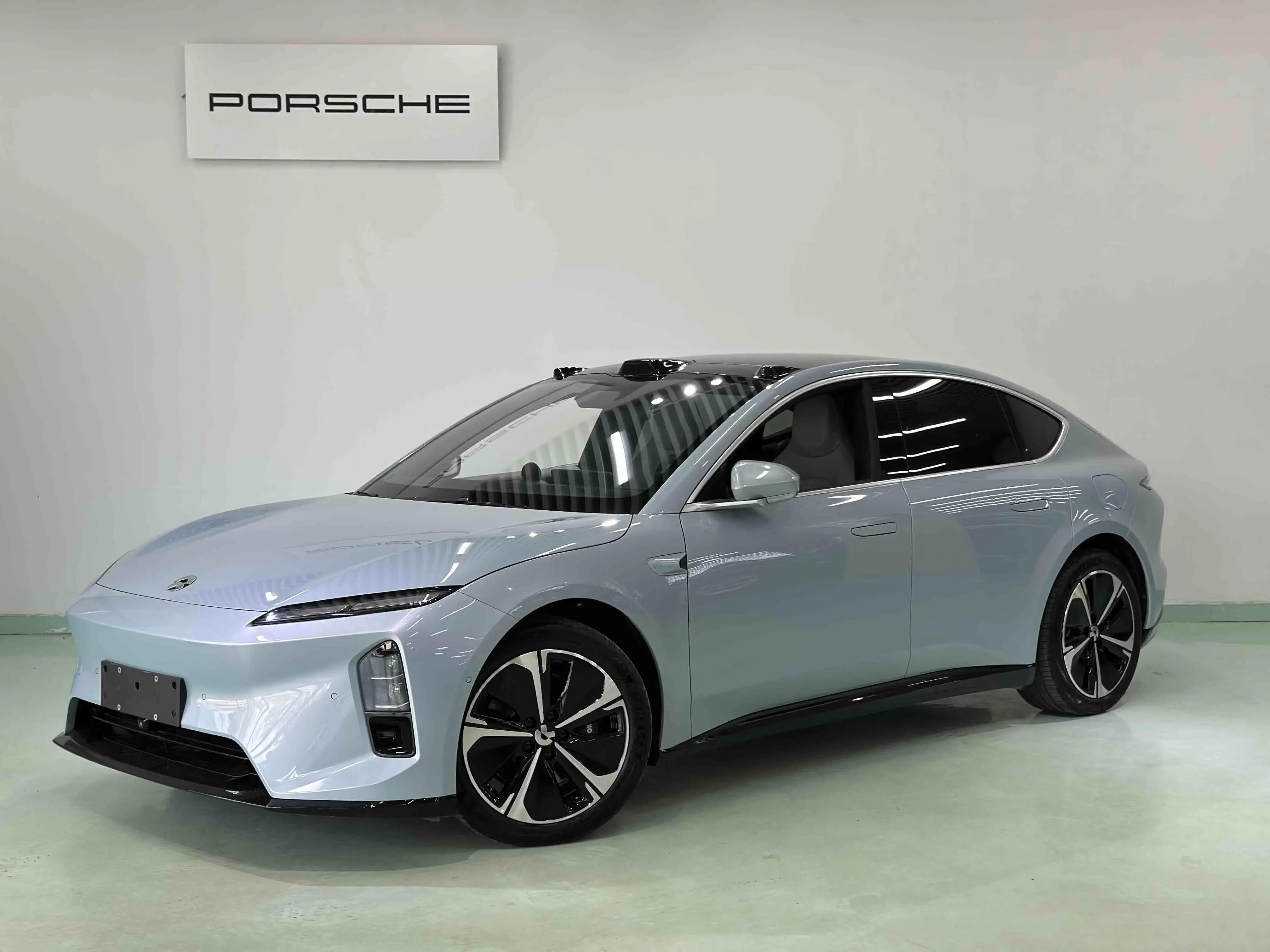 NIO ET5