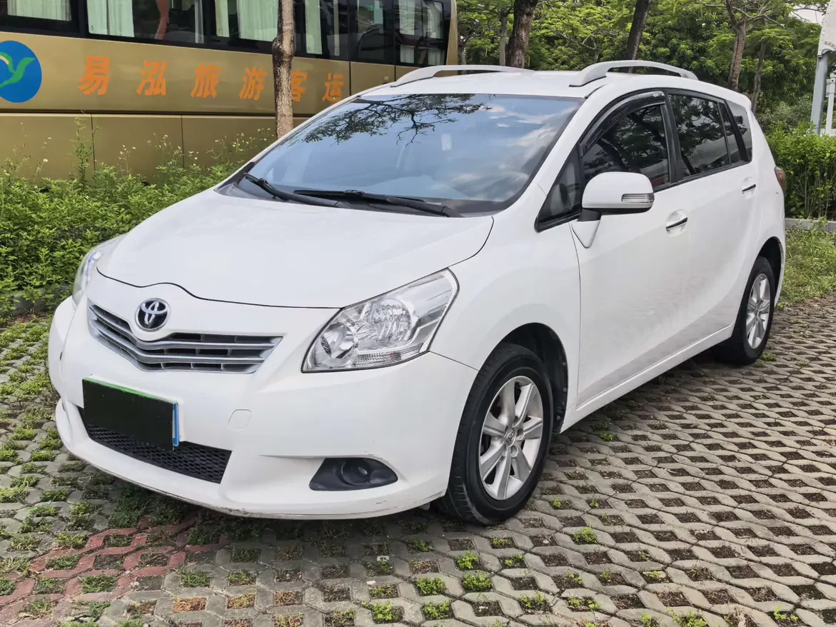 Toyota Verso / EZ