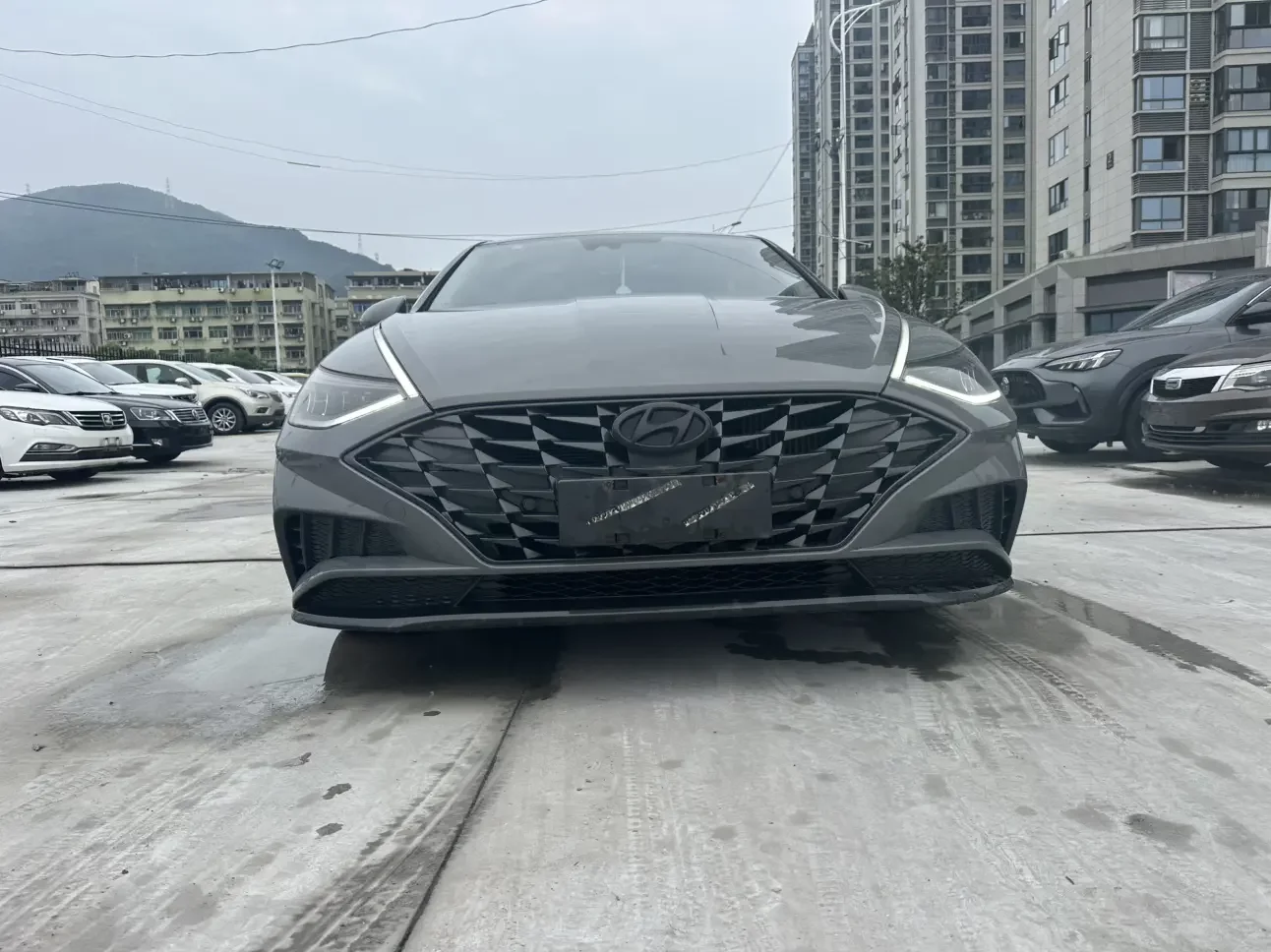 Hyundai sonata
