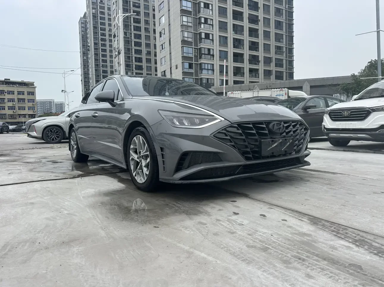 Hyundai sonata