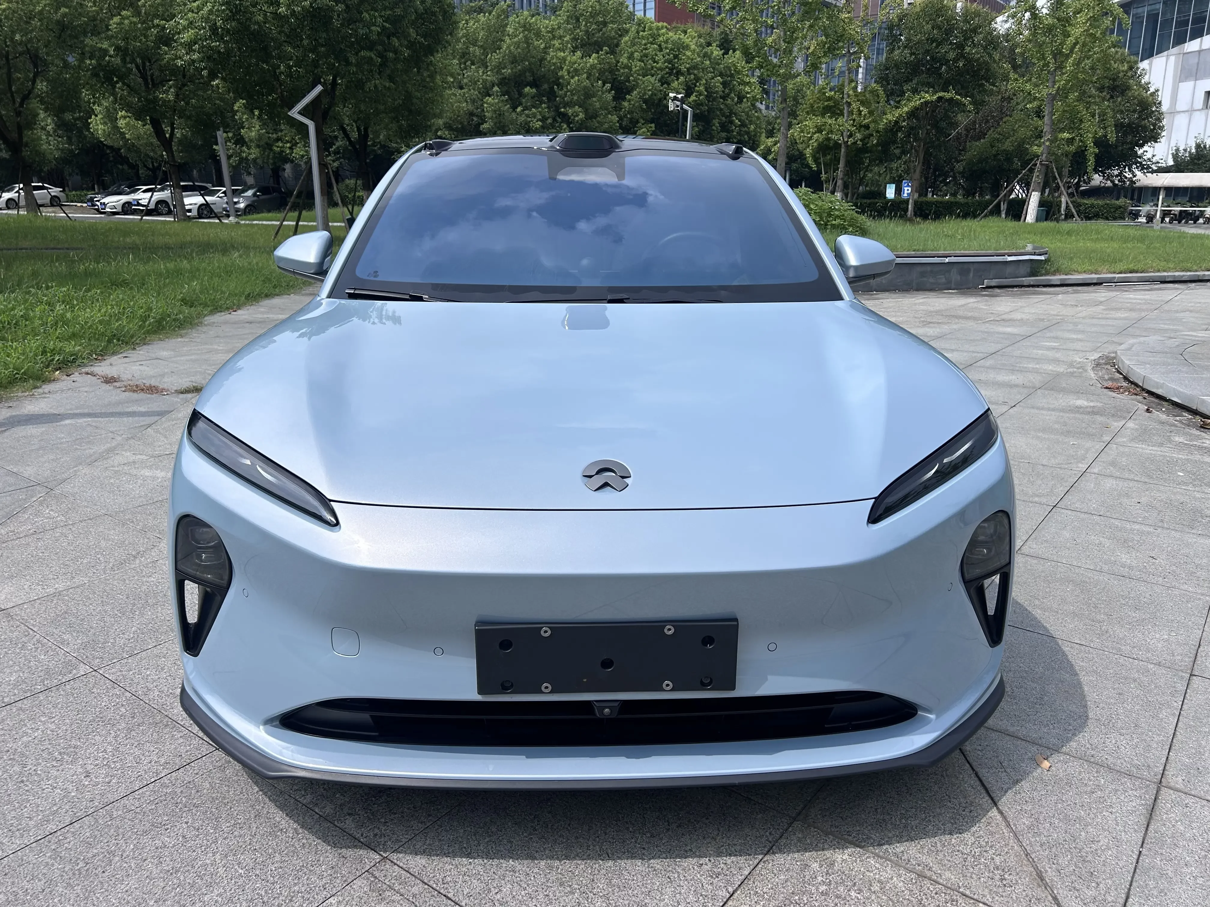 NIO ET5