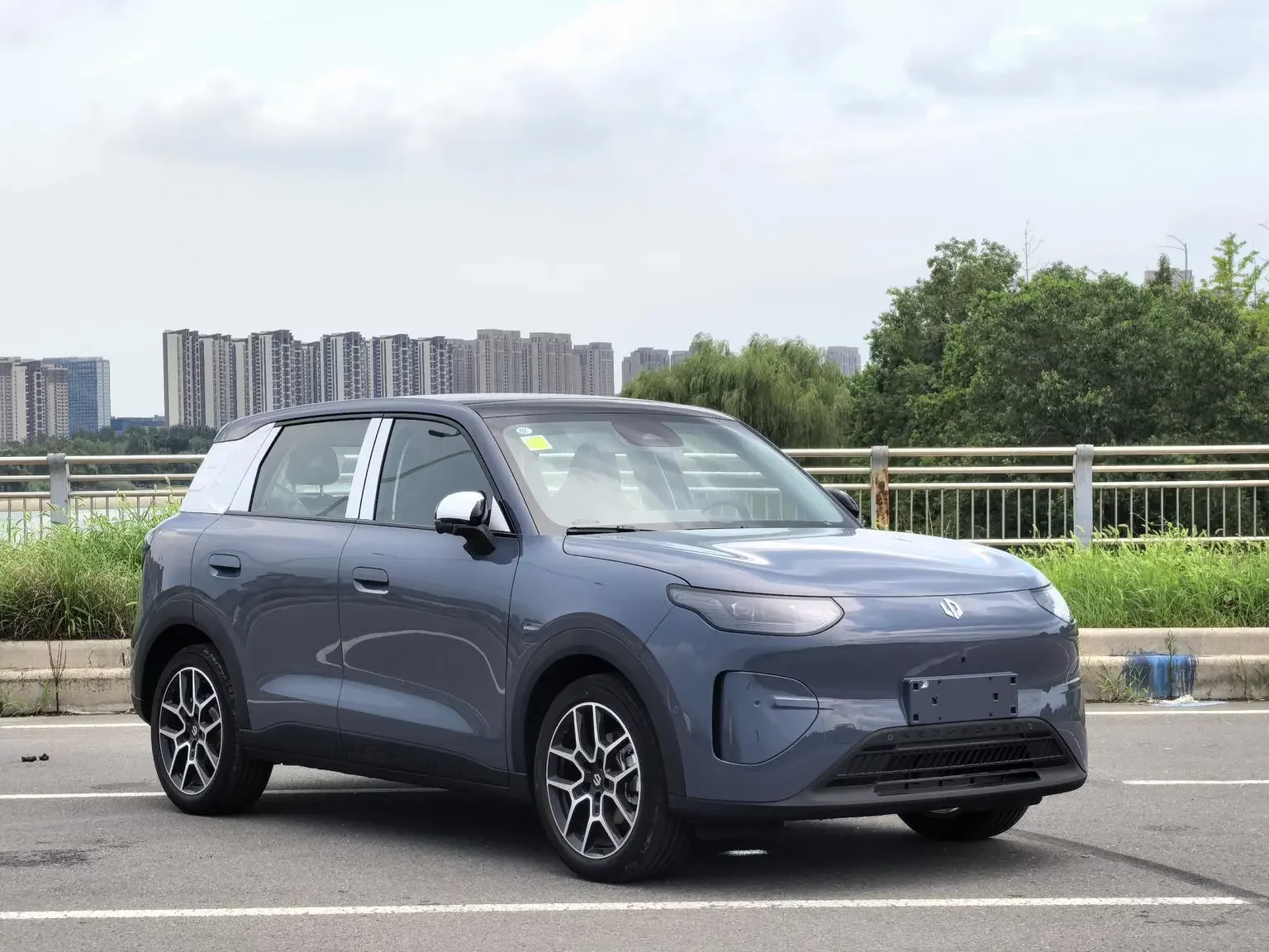 Leapmotor A10