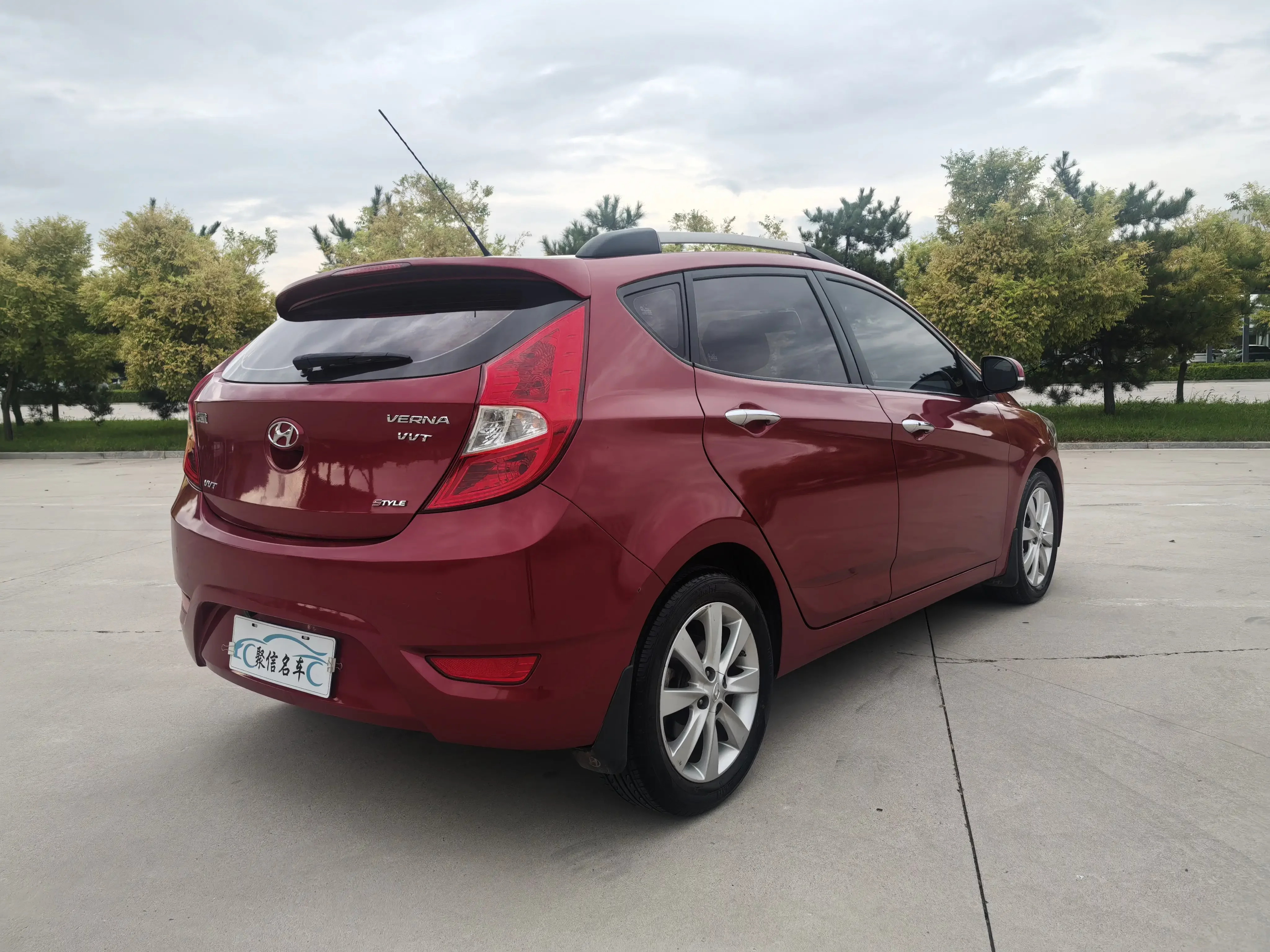 Hyundai Verna RV